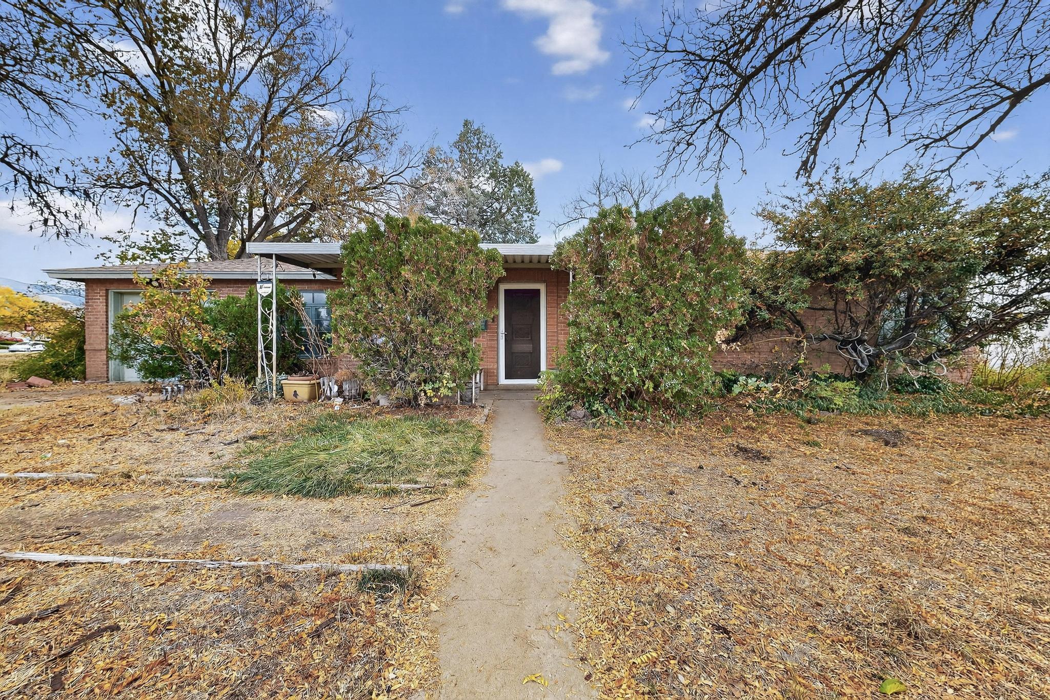 2438 Hendola Drive, Albuquerque NM 87110