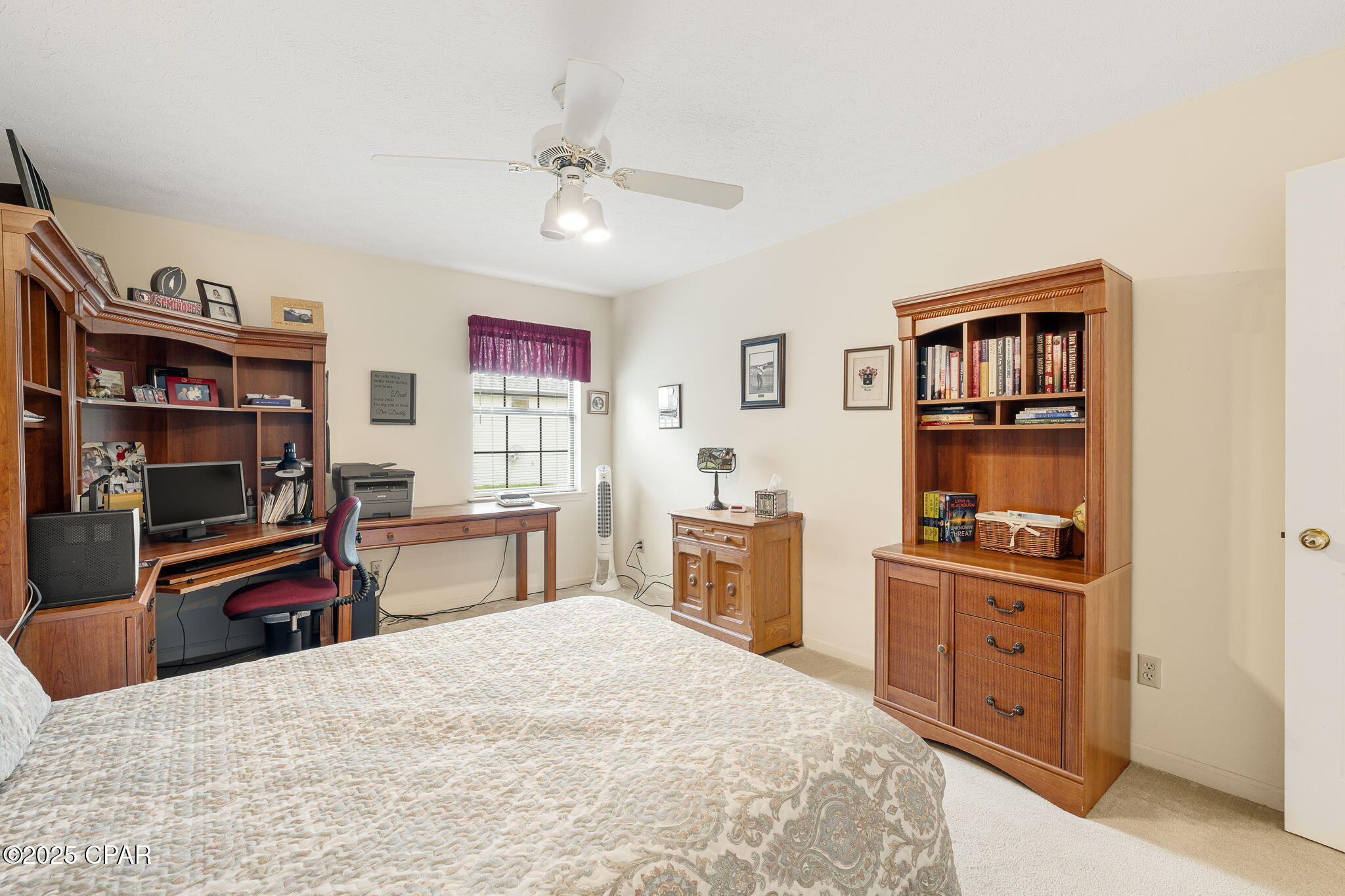 Listing photo id 37 for 2707 Pembroke Drive