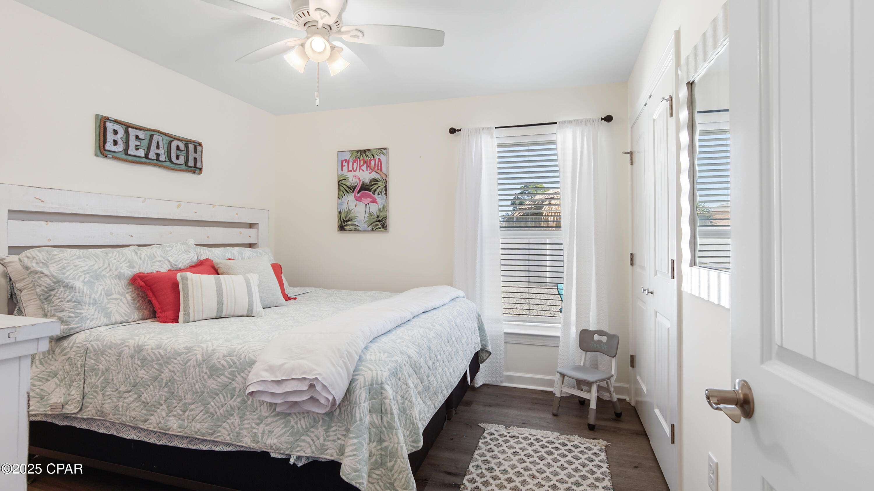 Image 20 For 6418 Beach Drive