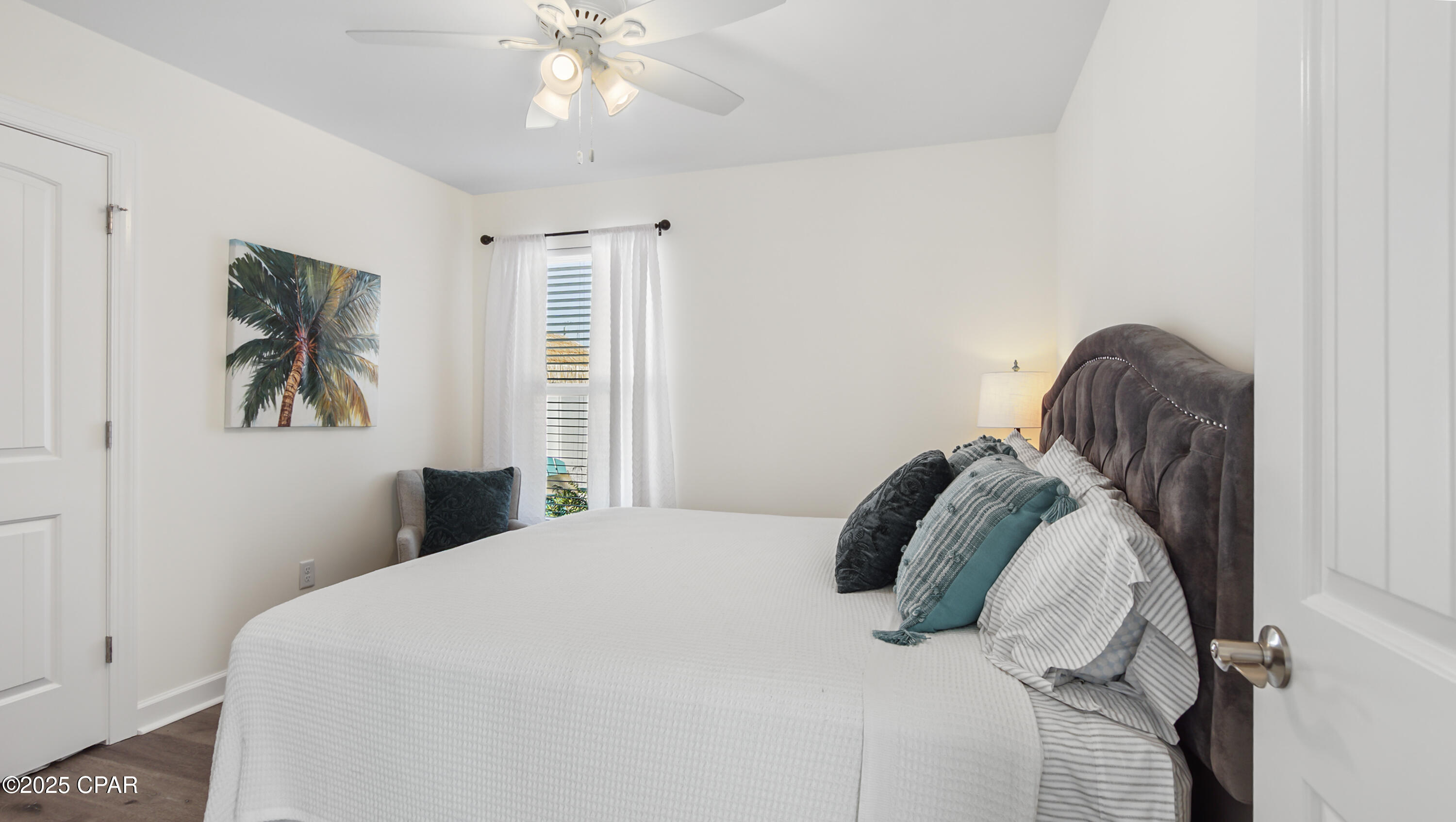 Image 22 For 6418 Beach Drive