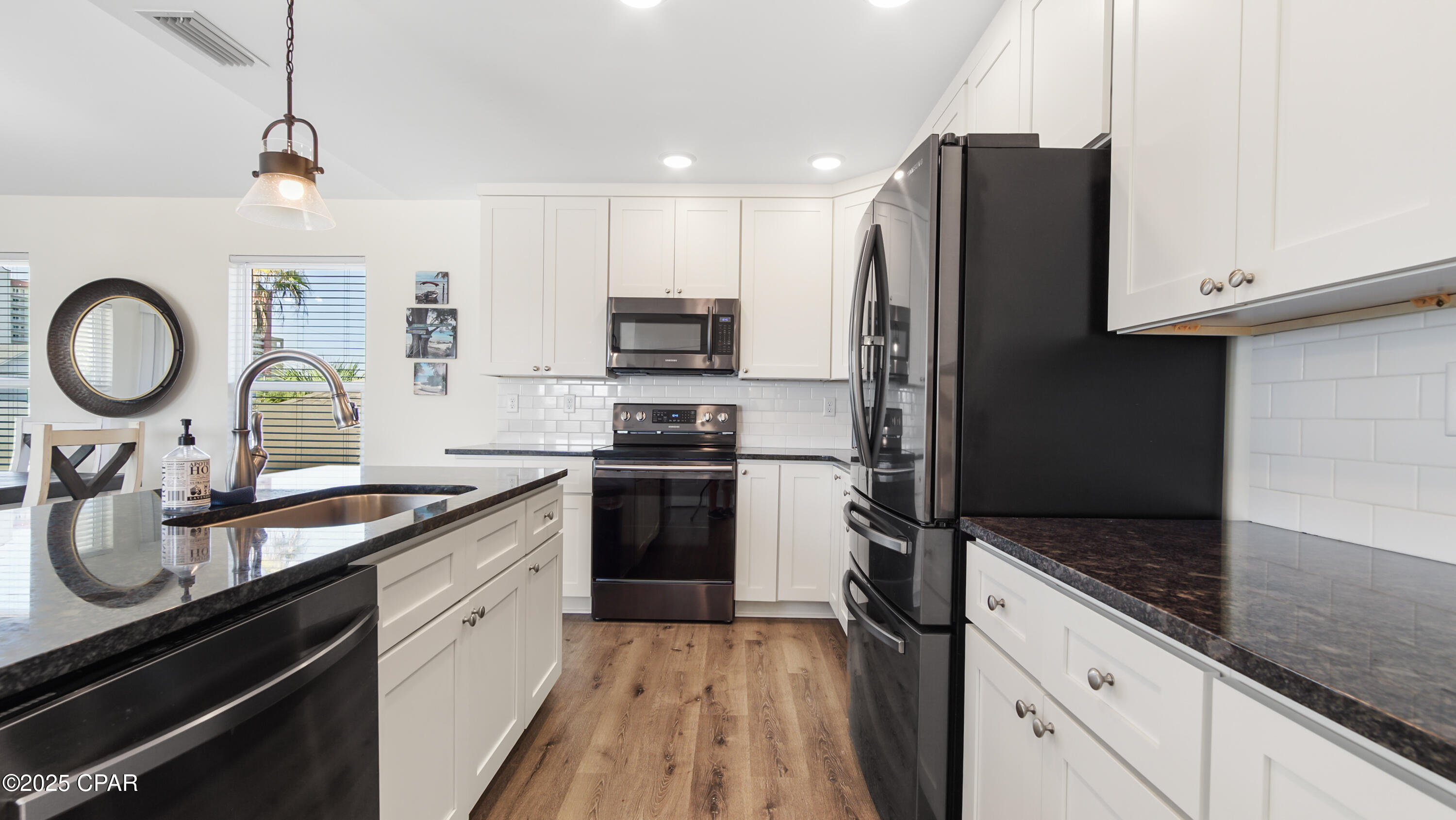 Image 31 For 6418 Beach Drive