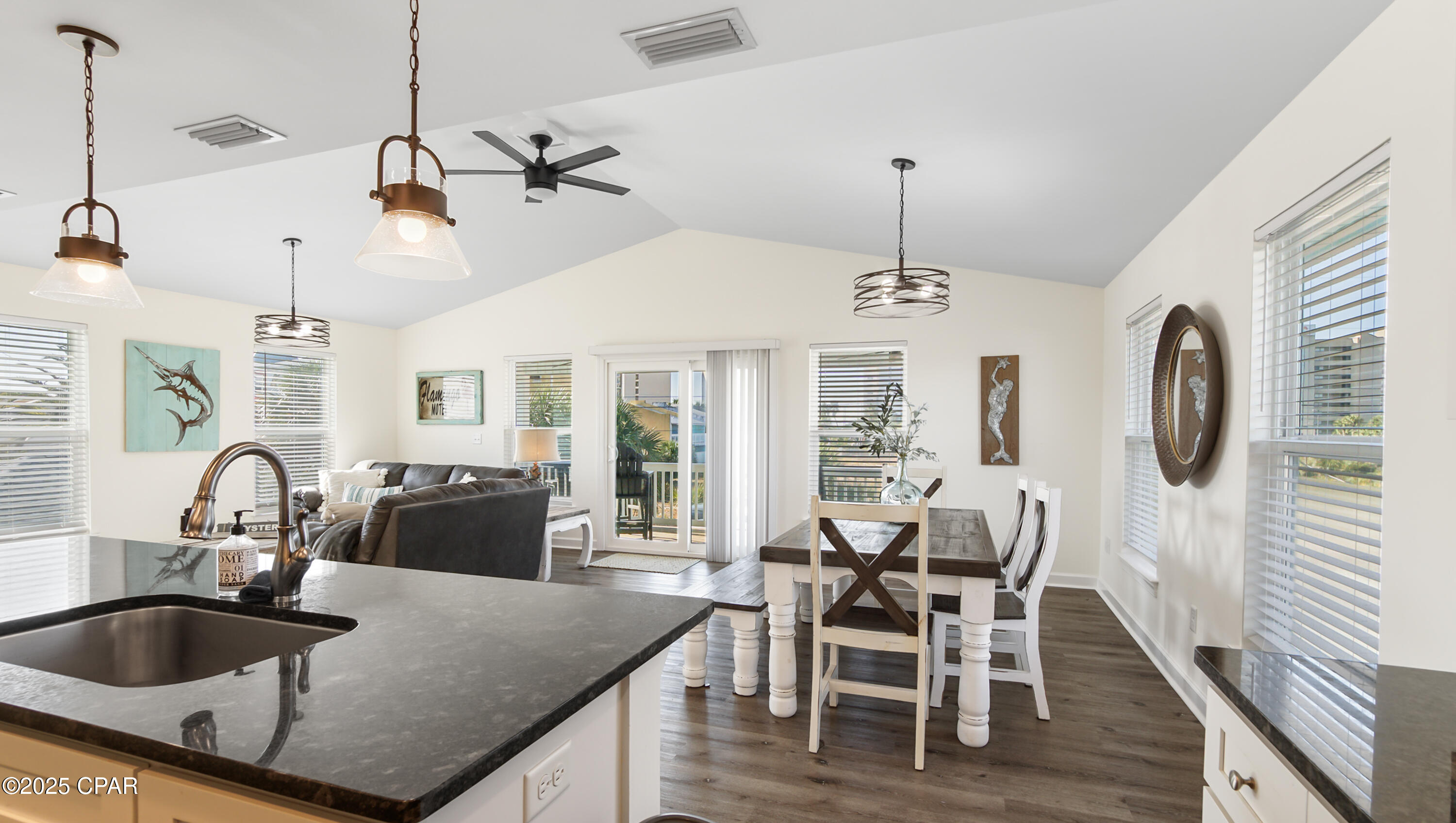 Image 33 For 6418 Beach Drive