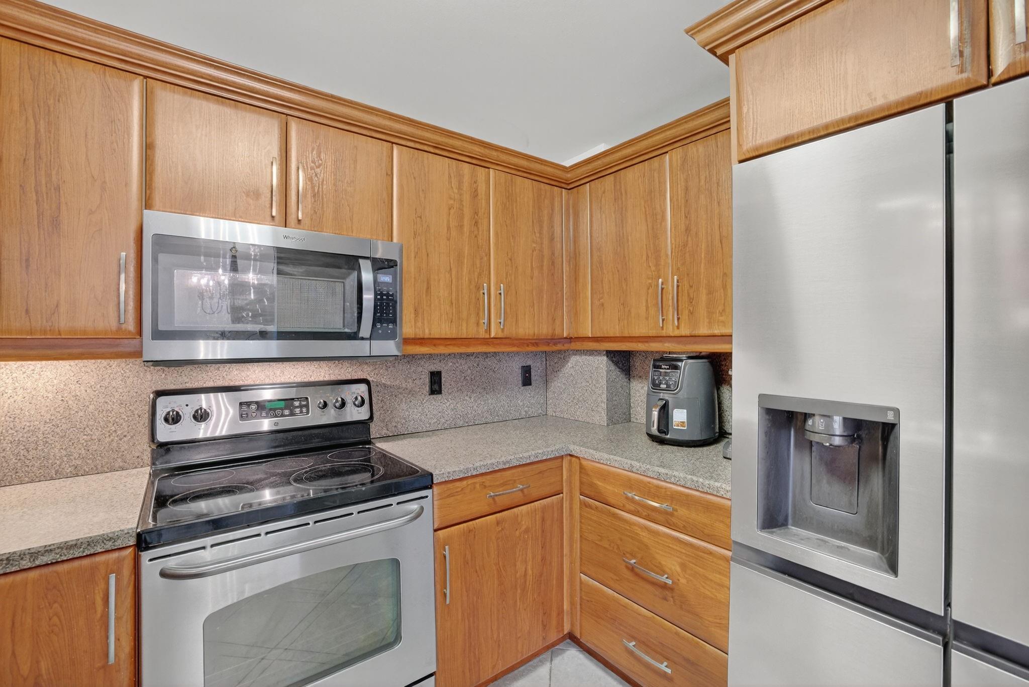 Photo 20 of home located at 1160 N Federal Hwy 716, Fort Lauderdale FL