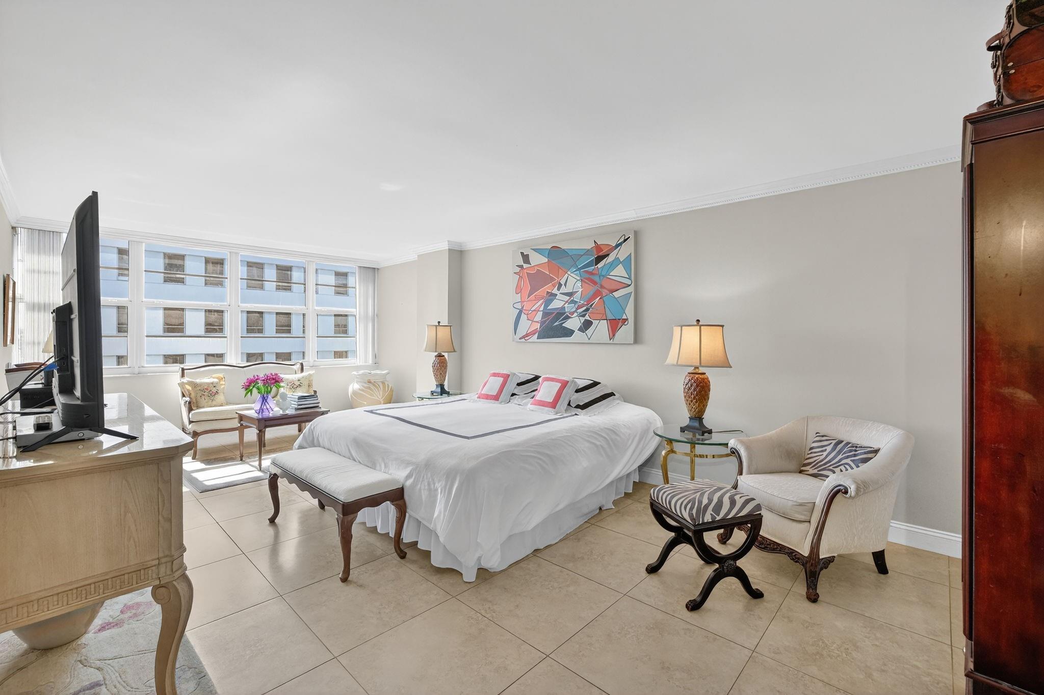 Photo 26 of home located at 1160 N Federal Hwy 716, Fort Lauderdale FL