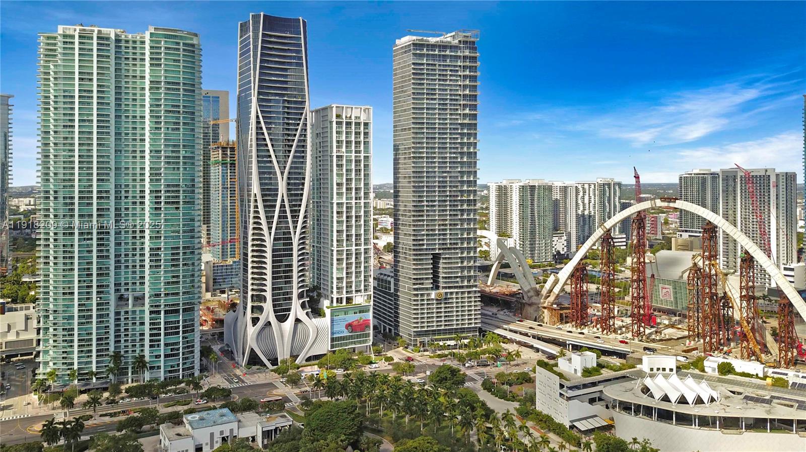 900 Biscayne Bay Condo