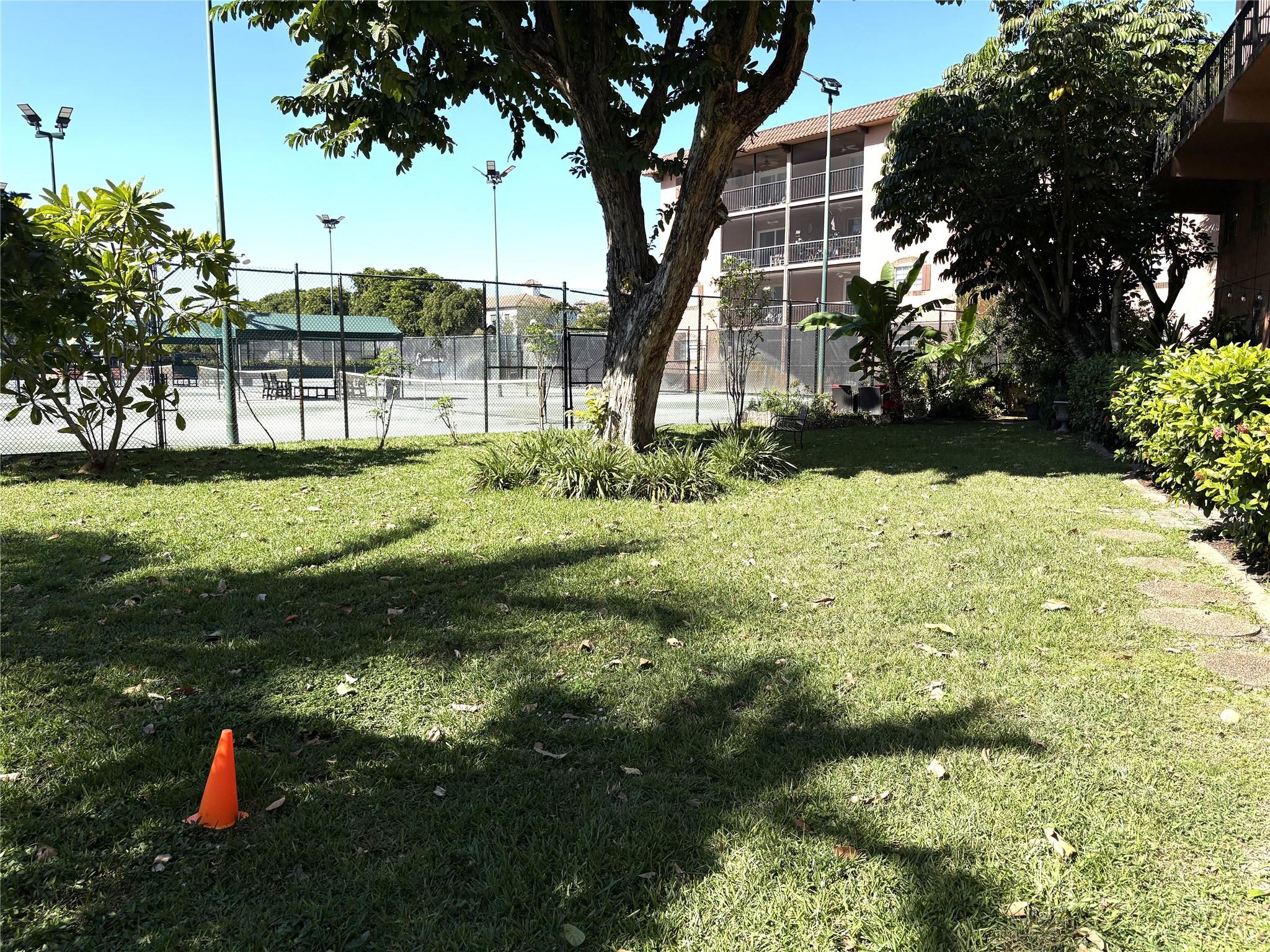 Lauderdale Tennis Club