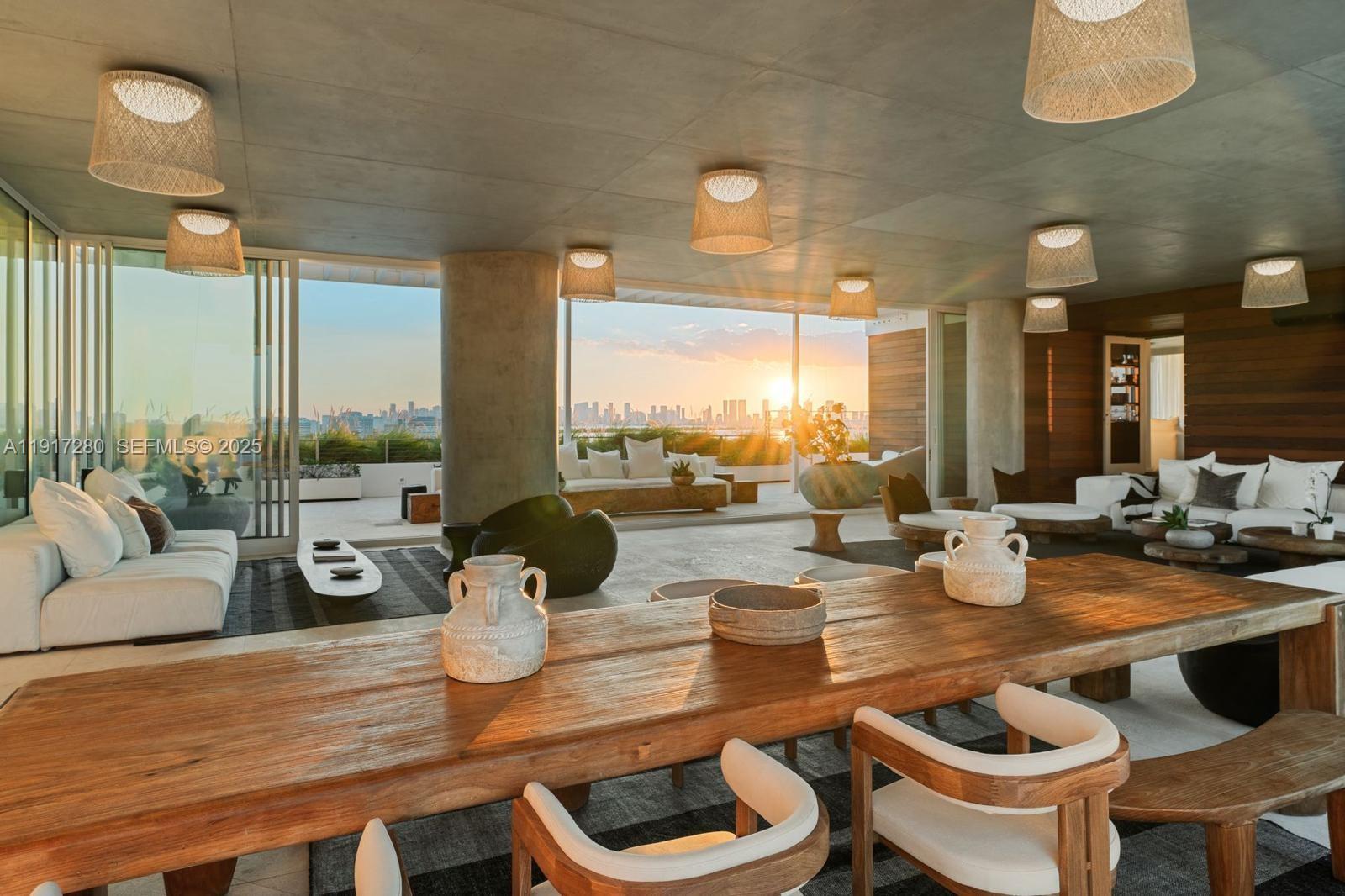 The Ritz-Carlton Resi