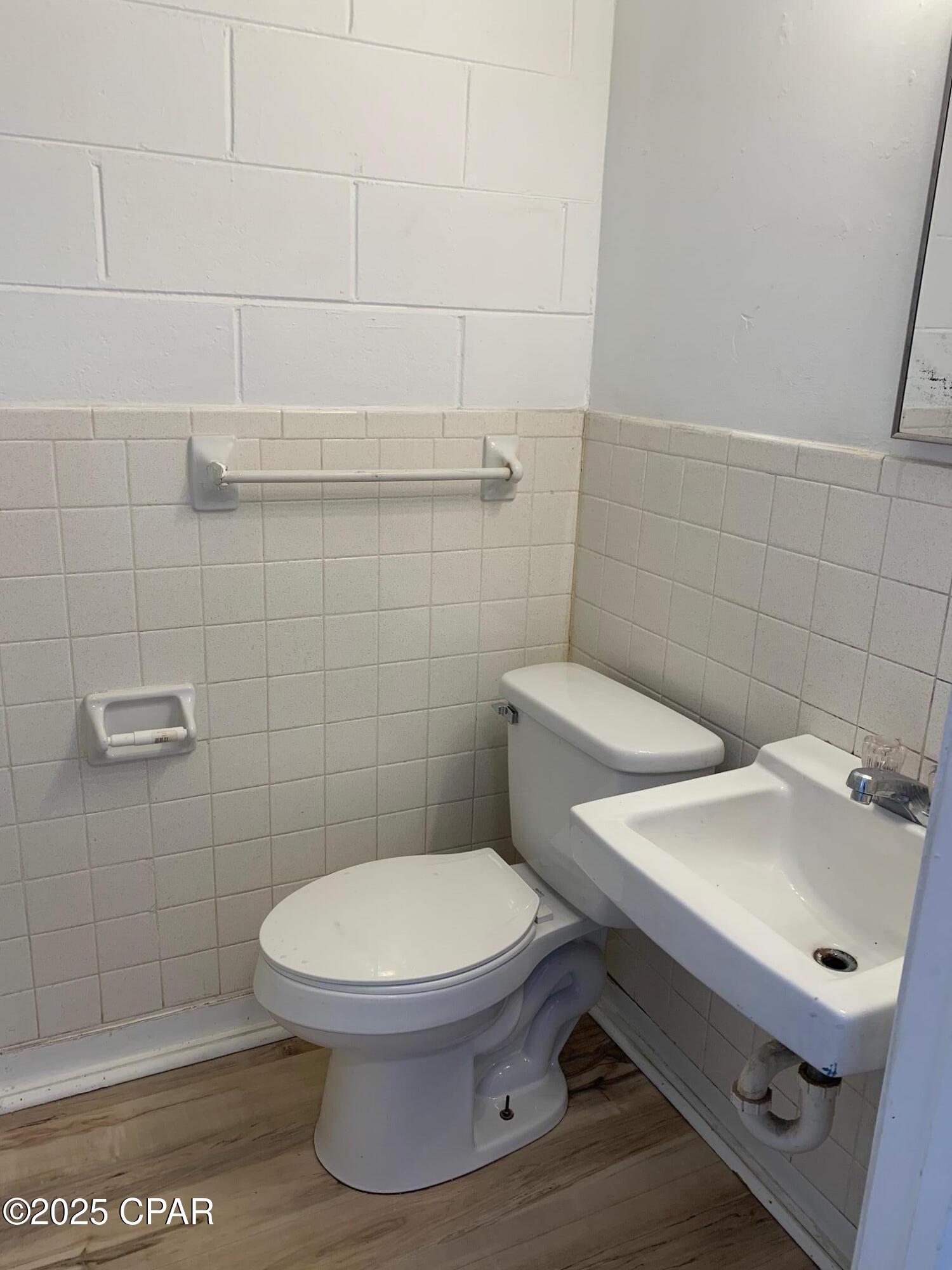 Image 5 For 16410 Front Beach Road 26