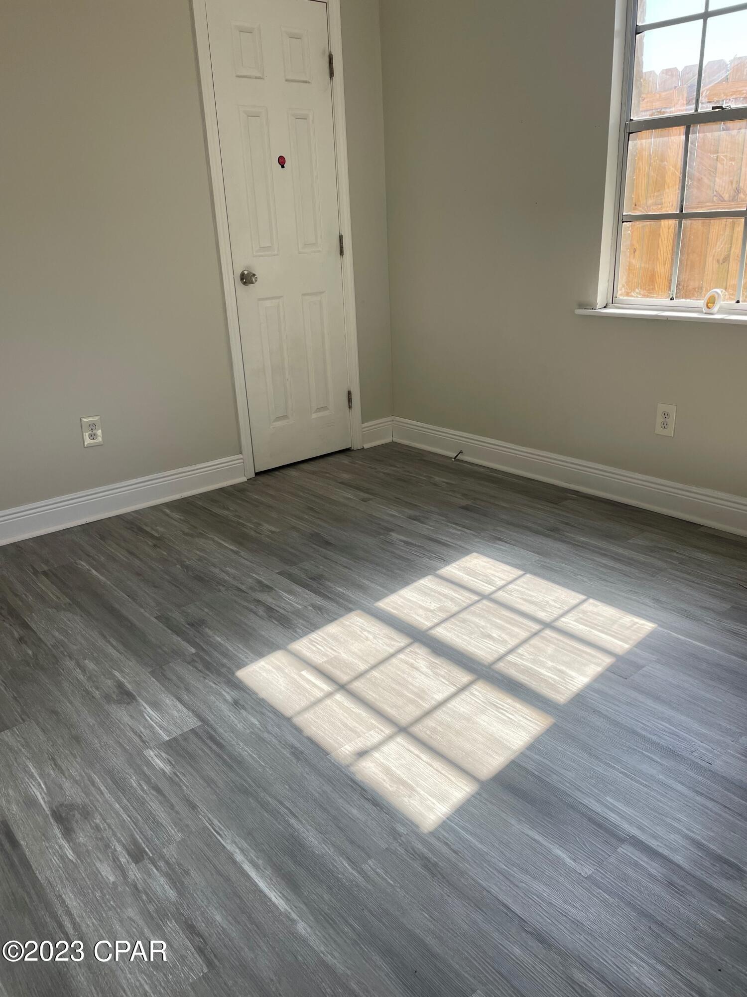 Image 3 For 1925 27th Street A