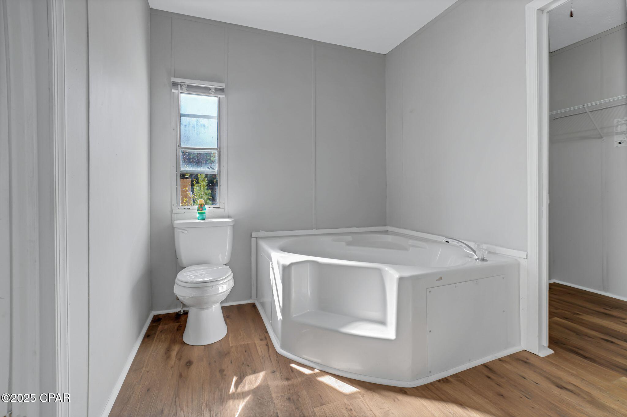 Image 10 For 447 Smith Road