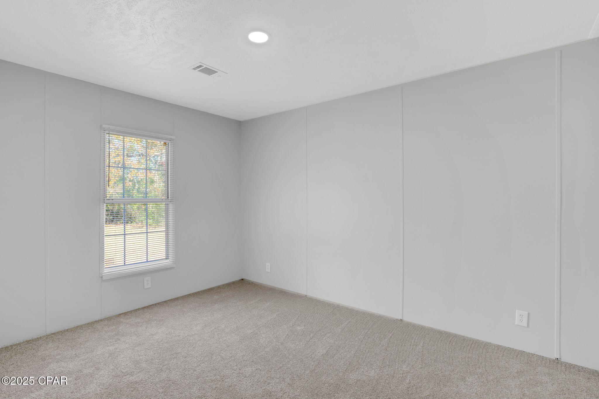 Image 11 For 447 Smith Road