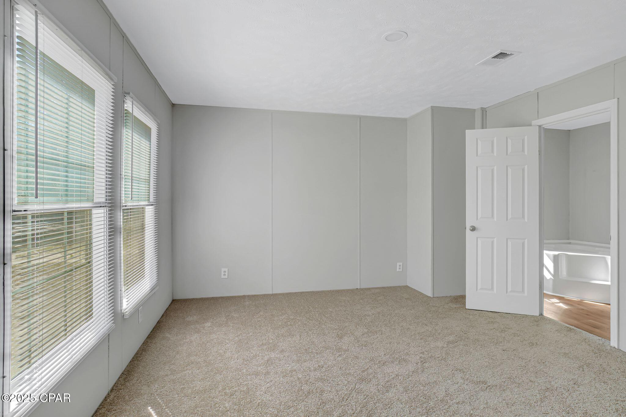 Image 16 For 447 Smith Road