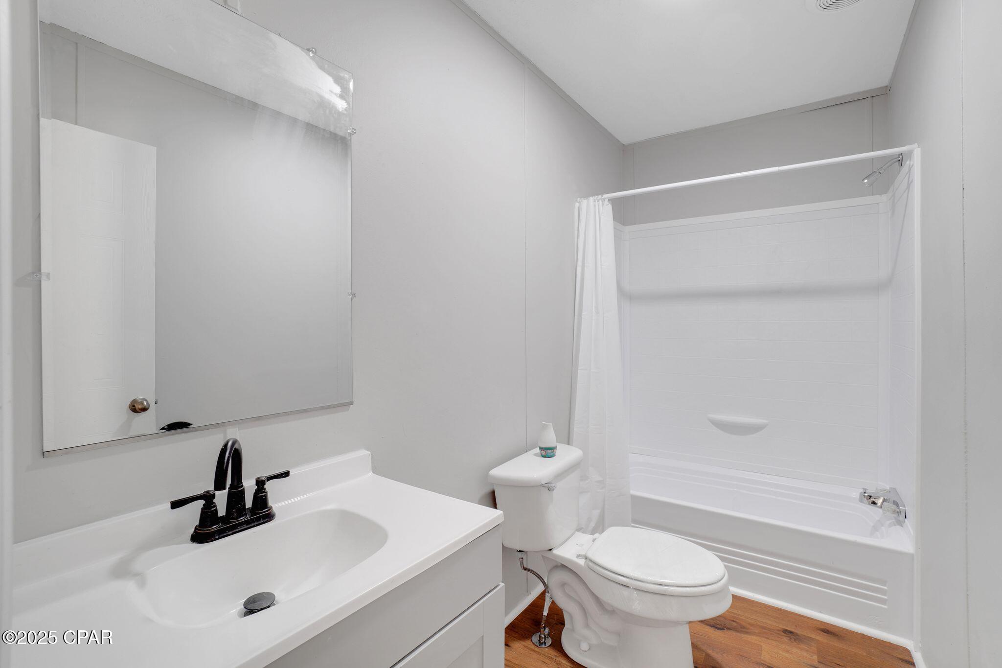 Image 9 For 447 Smith Road