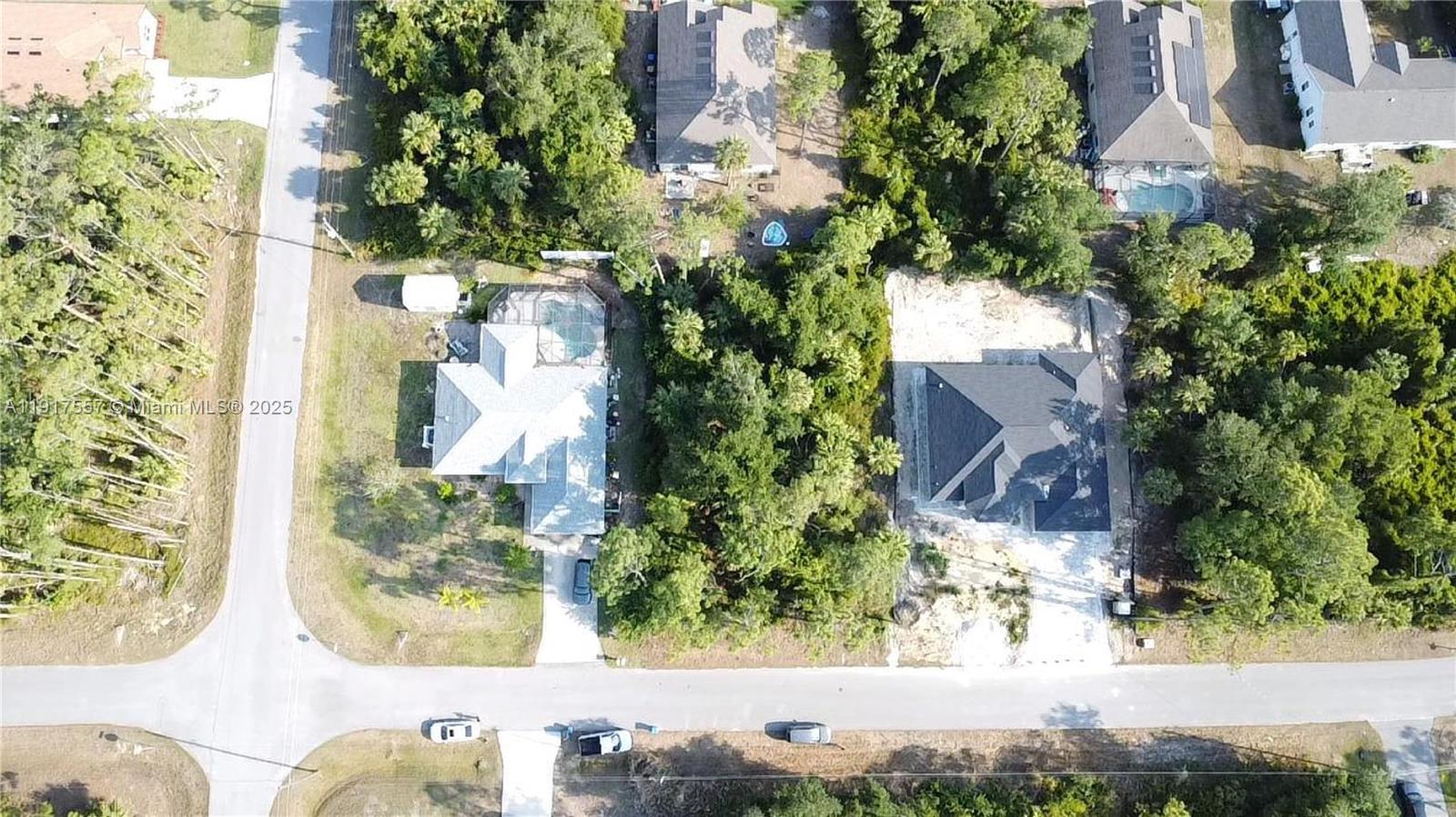 Port Charlotte Sub 32