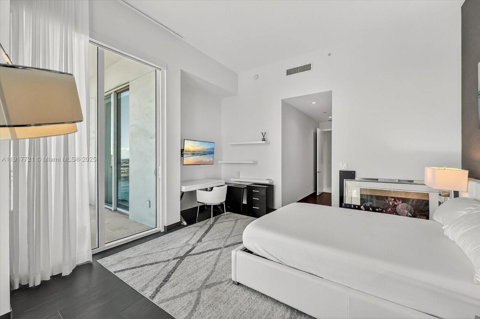 900 Brickell Key Blvd #2304, Miami FL 33131