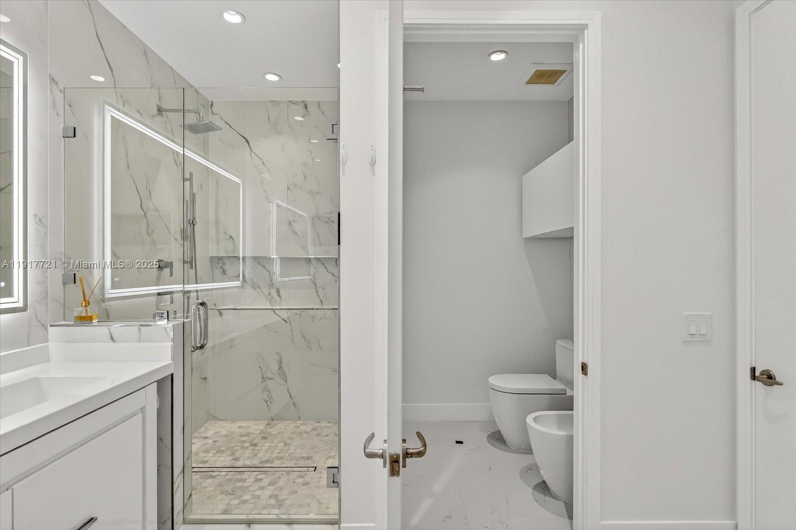 900 Brickell Key Blvd #2304, Miami FL 33131