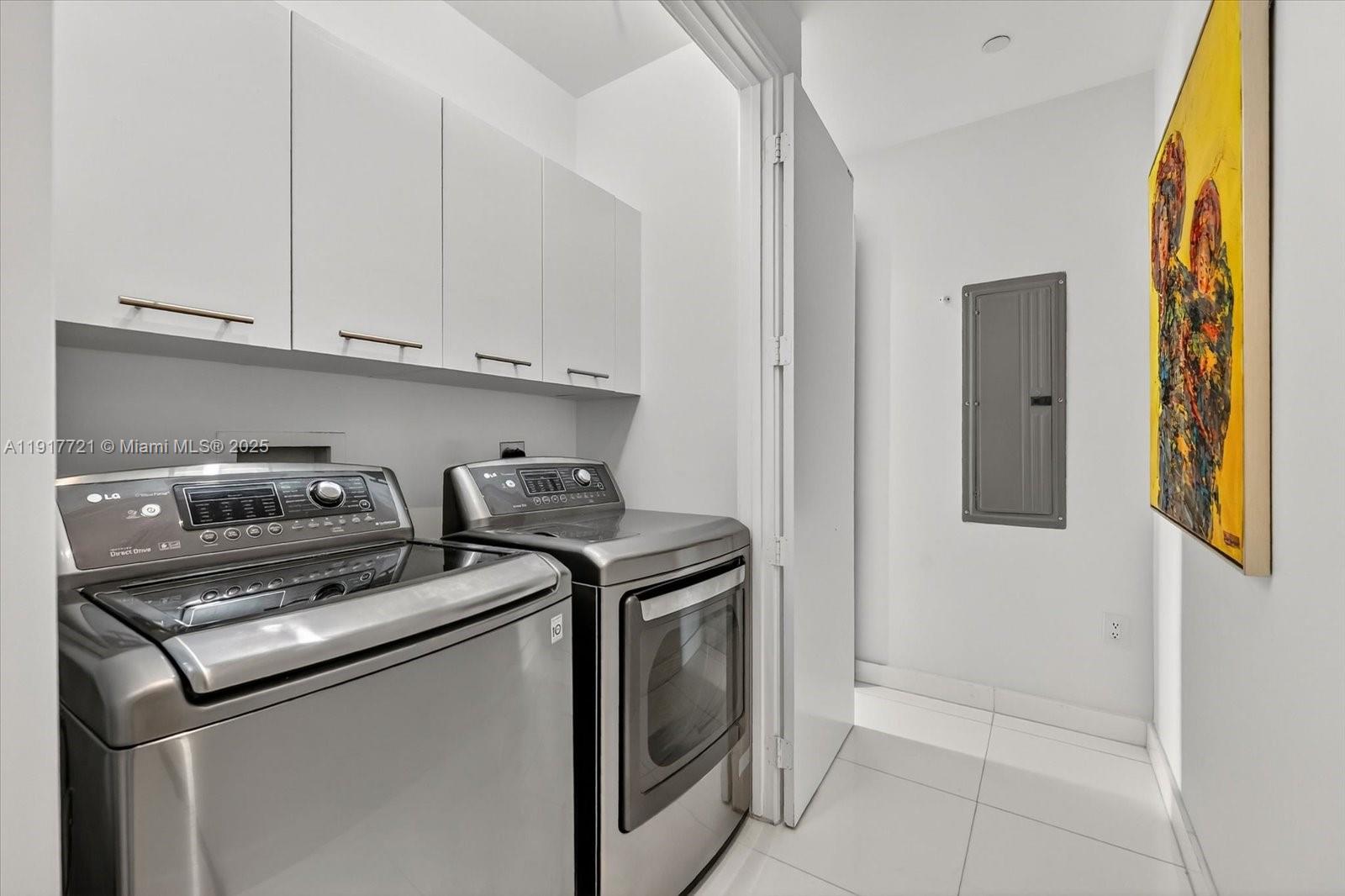 900 Brickell Key Blvd #2304, Miami FL 33131