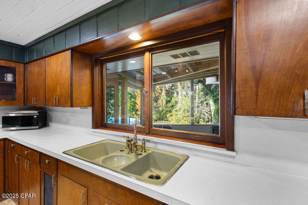 Image 30 For 912 Hwy 277  