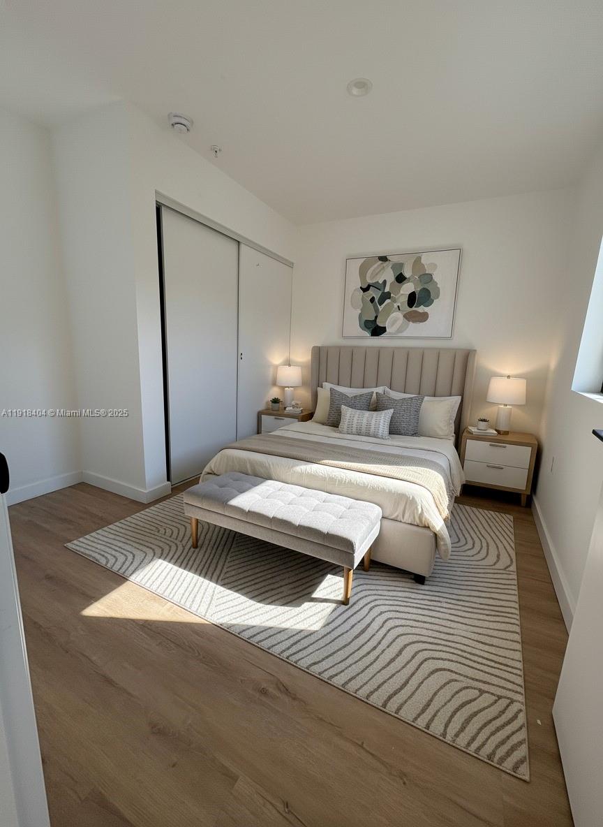 54 St Bus Center Sub