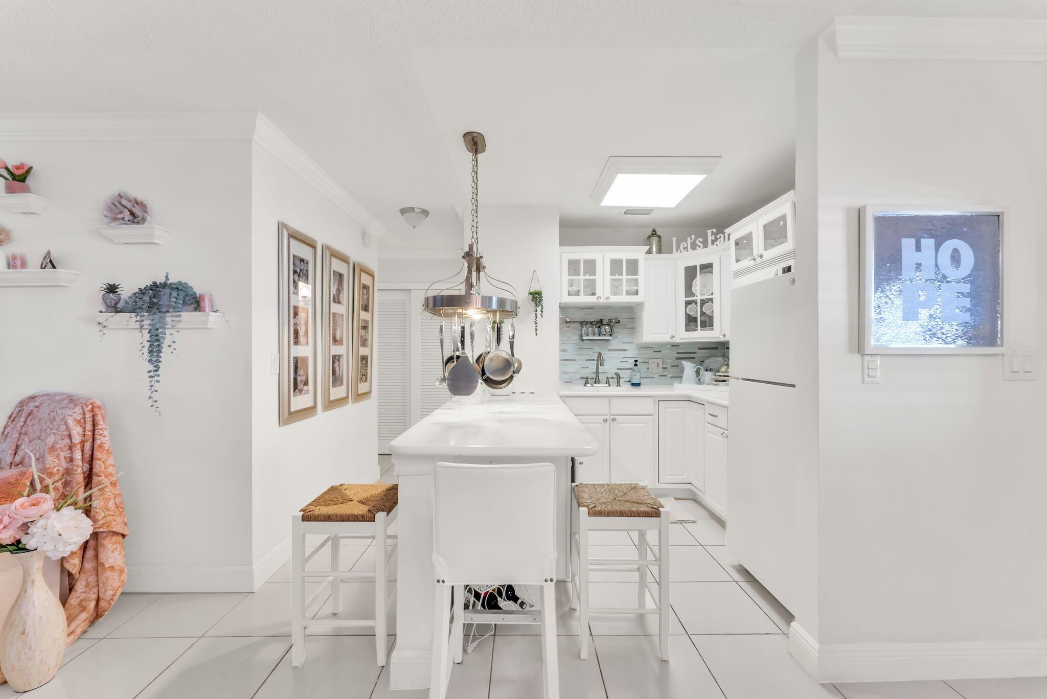 Venetian Park Gardens Con