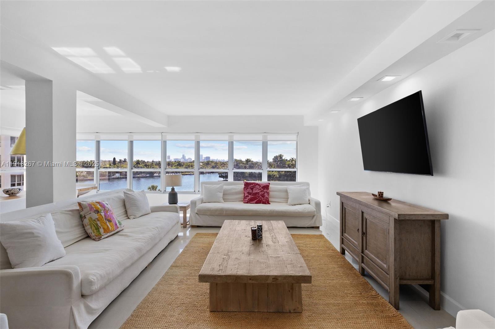 Blair House Condo - West