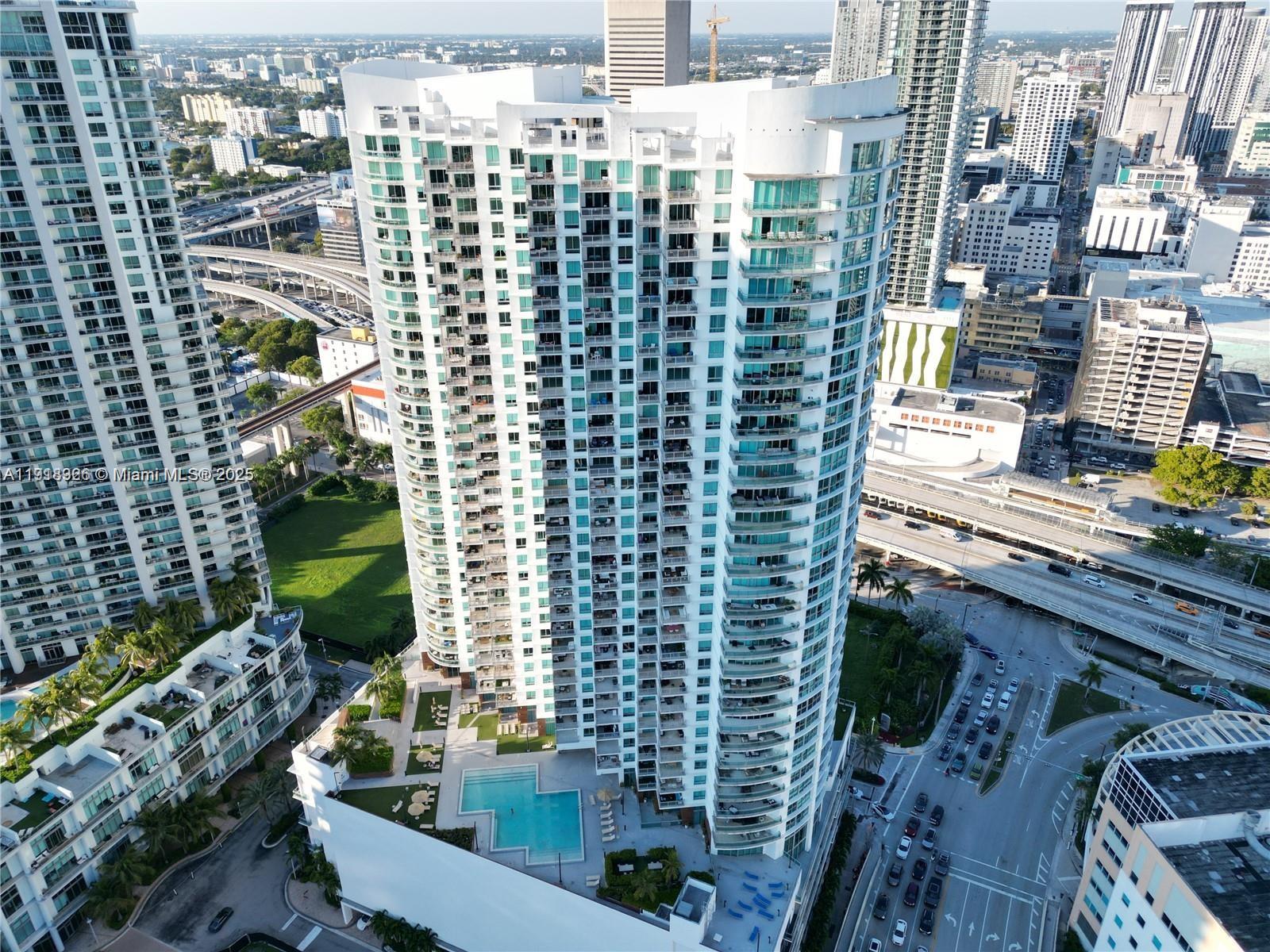 350 S Miami Ave #1205, Miami FL 33130