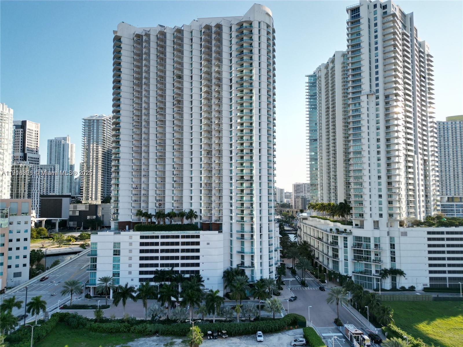 350 S Miami Ave #1205, Miami FL 33130