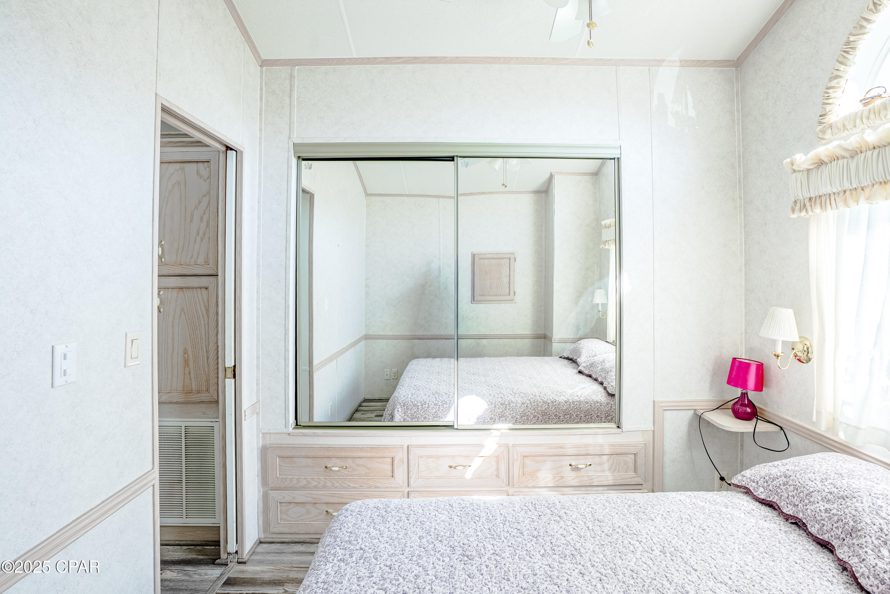 Image 21 For 1219 Thomas Drive 251