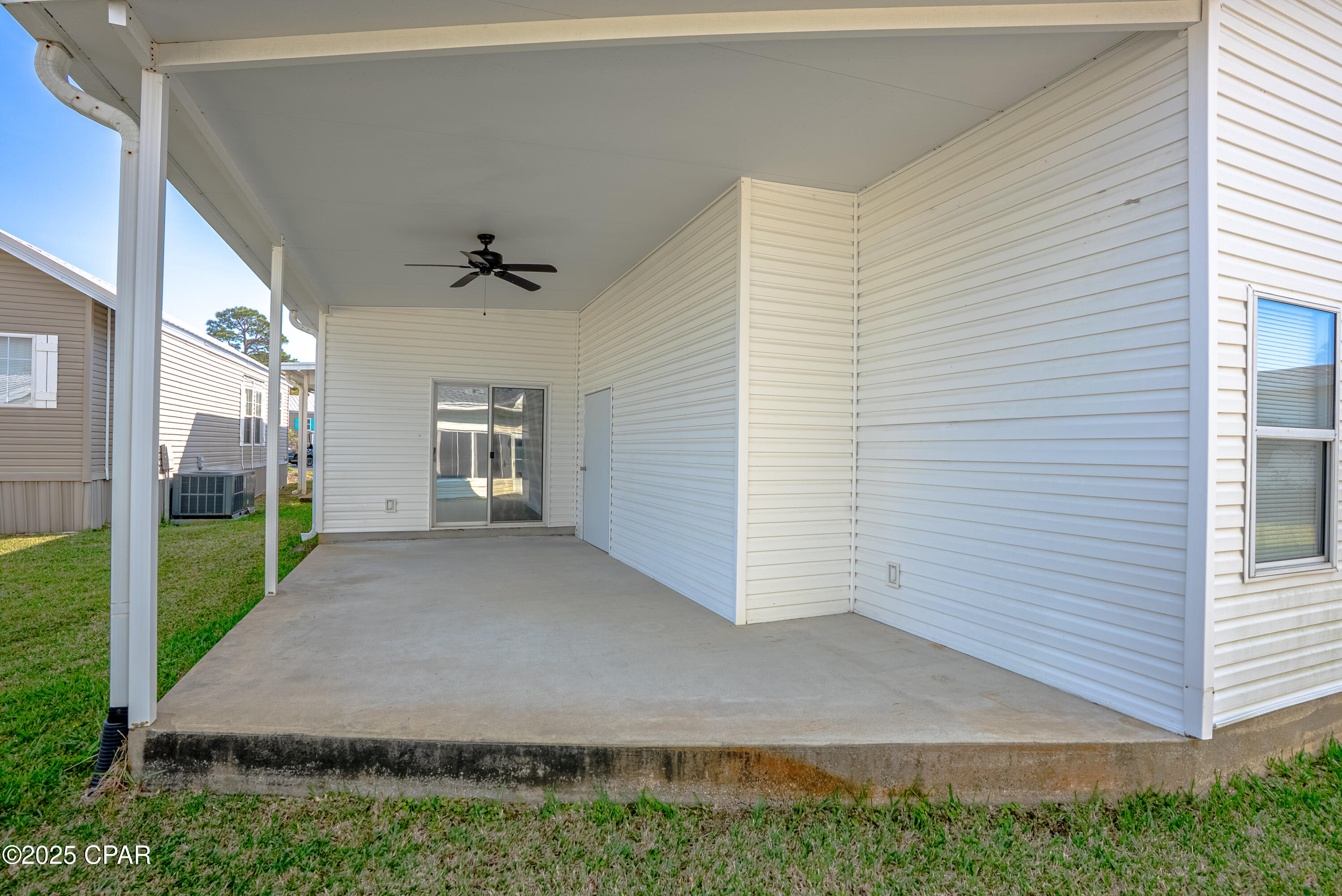 Image 25 For 1219 Thomas Drive 251