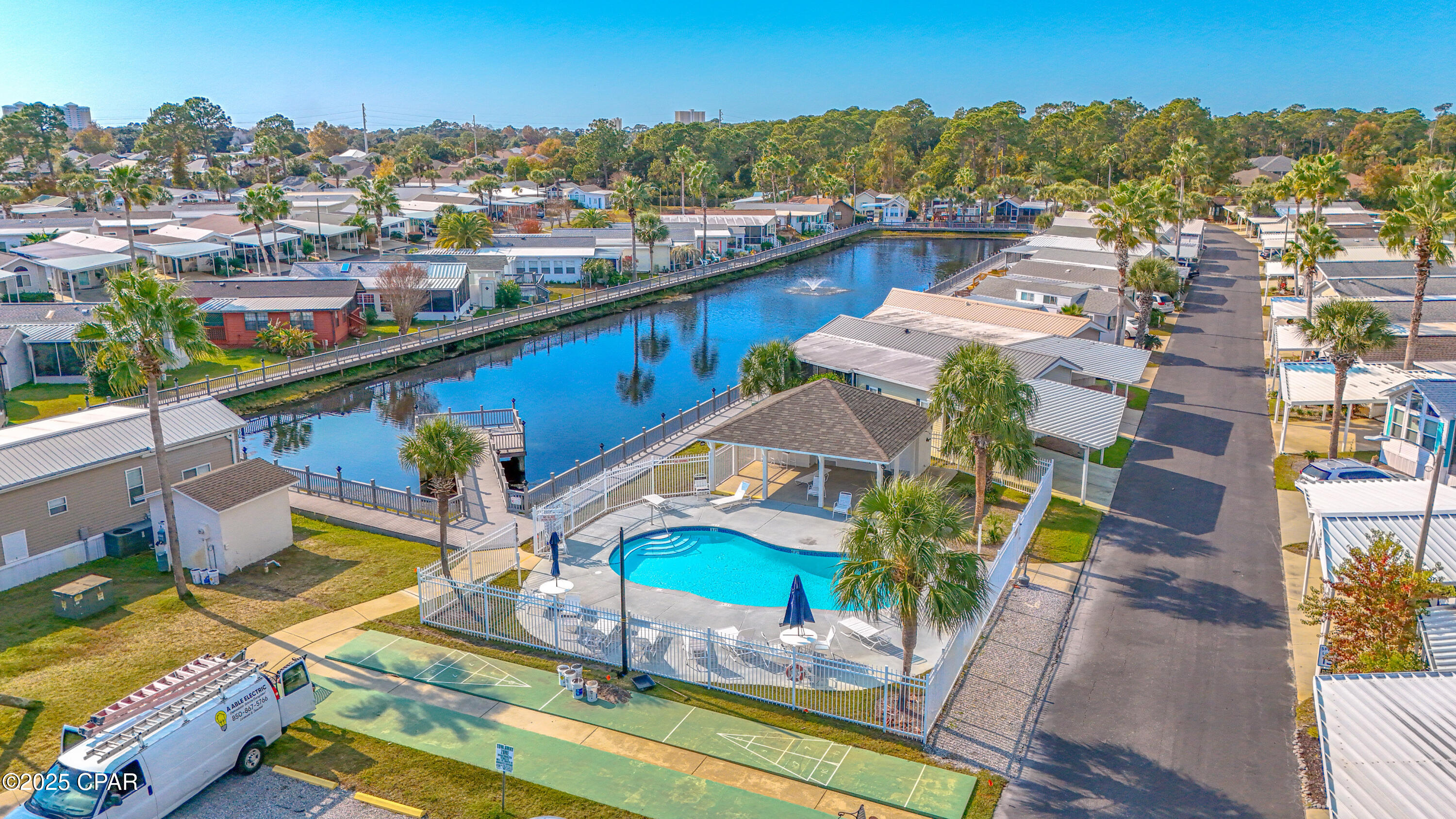 Image 33 For 1219 Thomas Drive 251