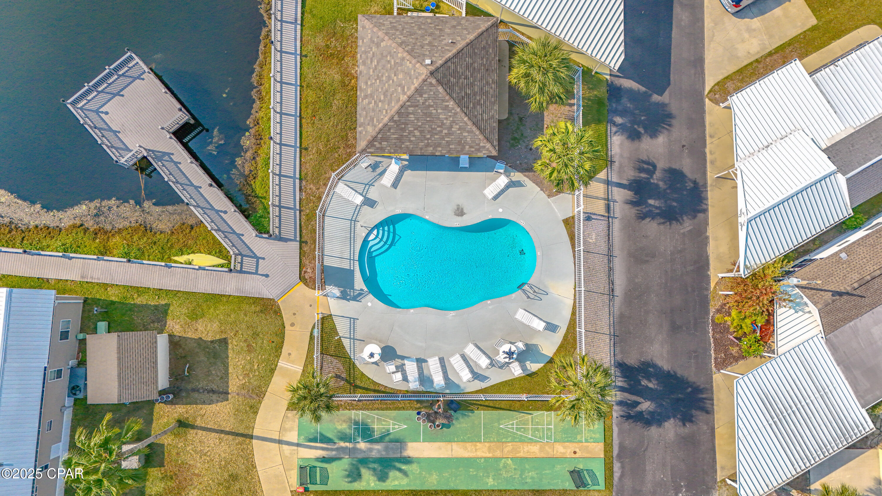 Image 36 For 1219 Thomas Drive 251