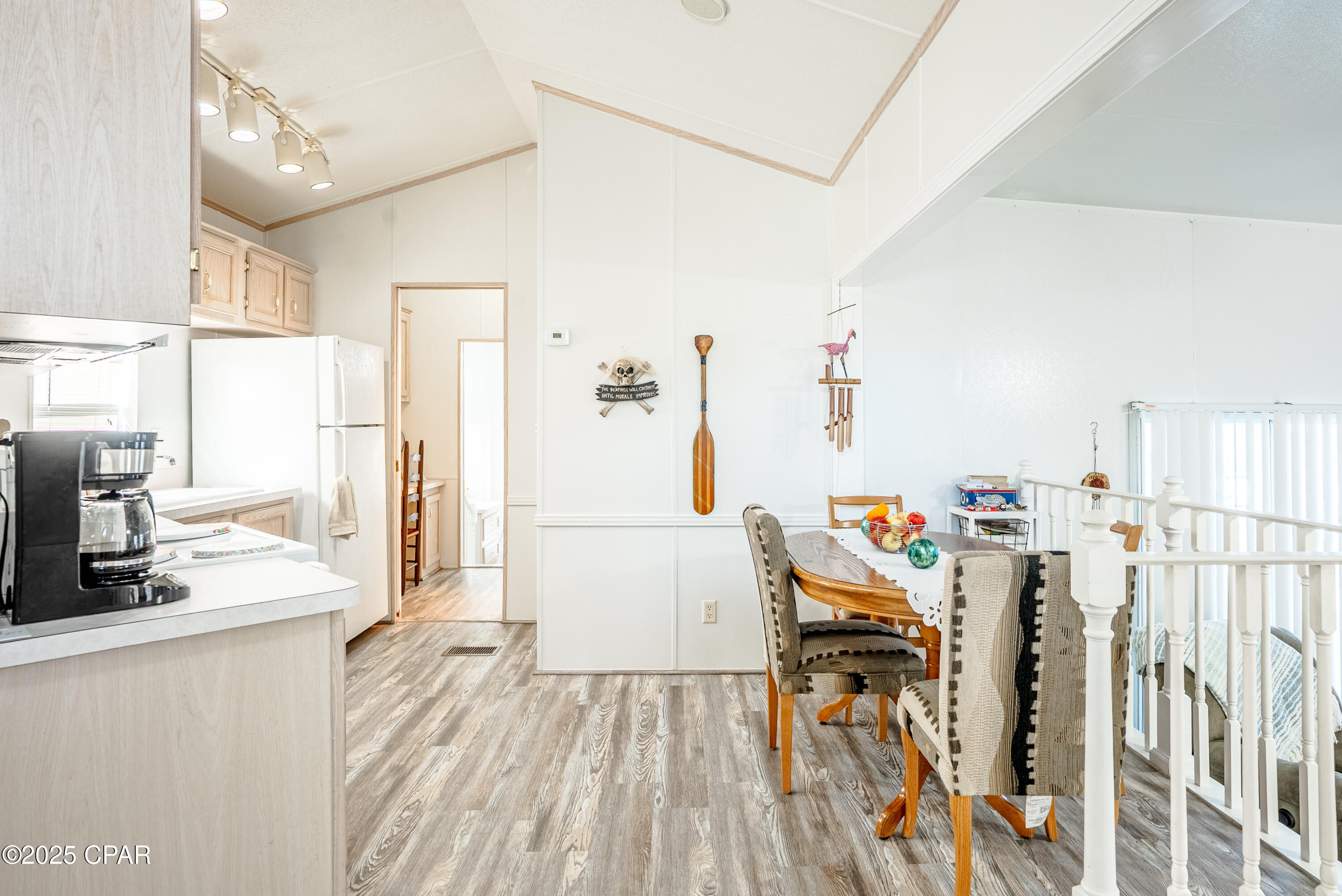 Image 52 For 1219 Thomas Drive 251