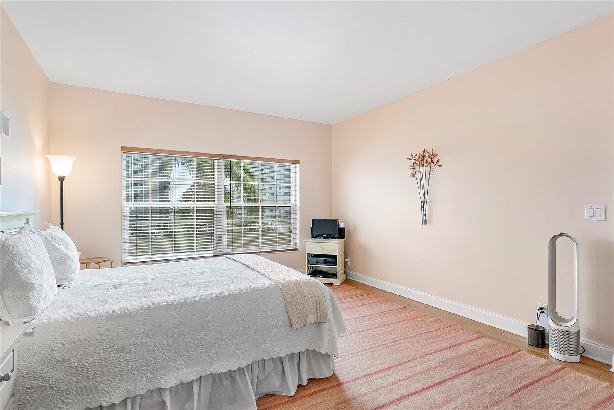 Photo 20 of home located at 1299 S Ocean Blvd R11, Boca Raton FL