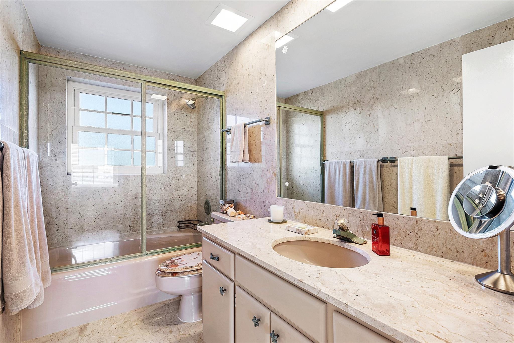 Photo 22 of home located at 1299 S Ocean Blvd R11, Boca Raton FL