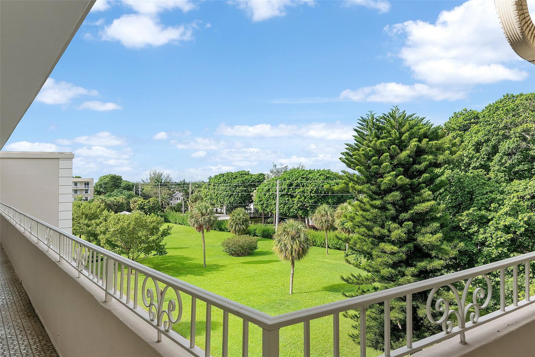 Photo 29 of home located at 1299 S Ocean Blvd R11, Boca Raton FL