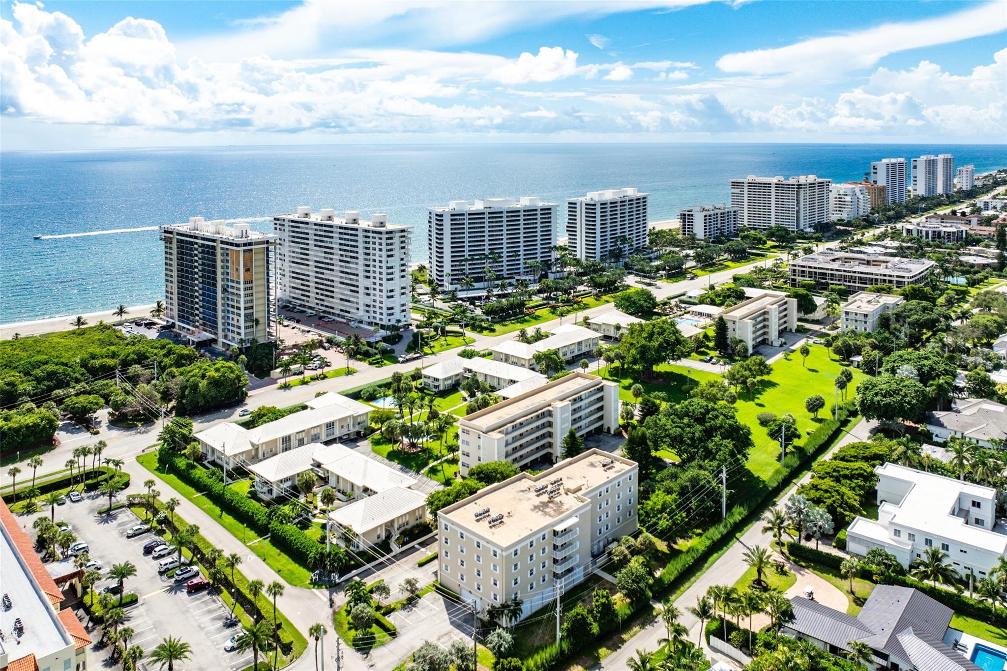 Photo 33 of home located at 1299 S Ocean Blvd R11, Boca Raton FL