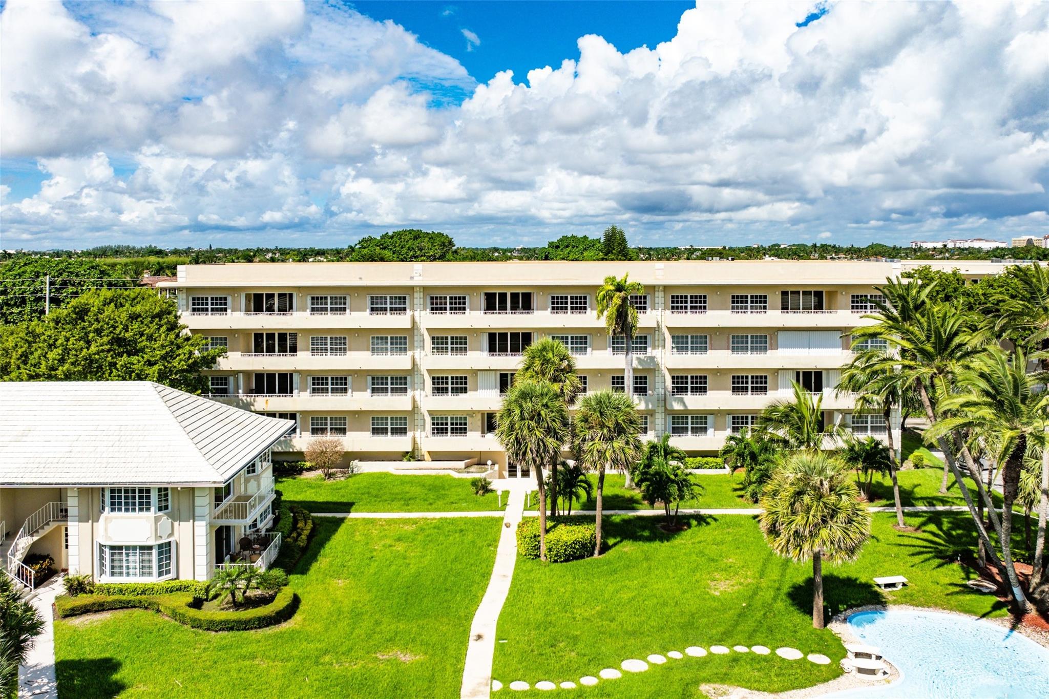 Photo 34 of home located at 1299 S Ocean Blvd R11, Boca Raton FL