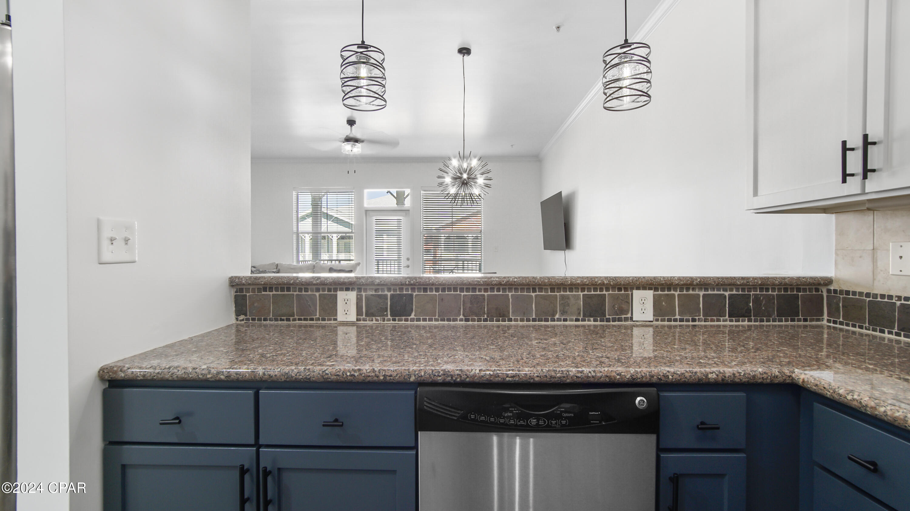 Image 8 For 8700 Front Beach Road 3303