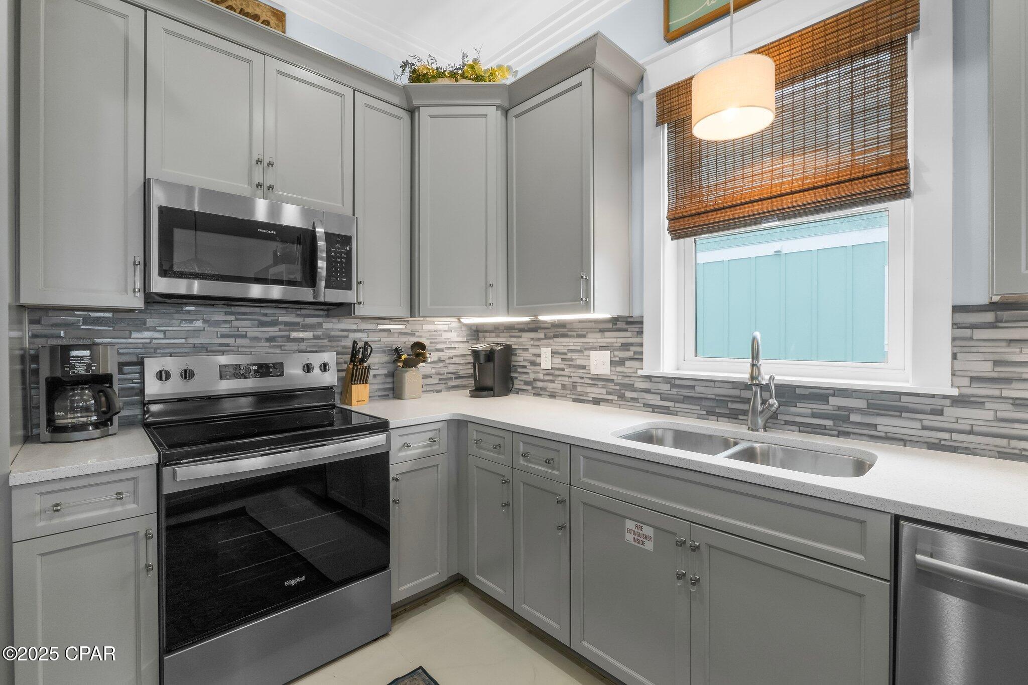 Image 12 For 9716 Beach Boulevard