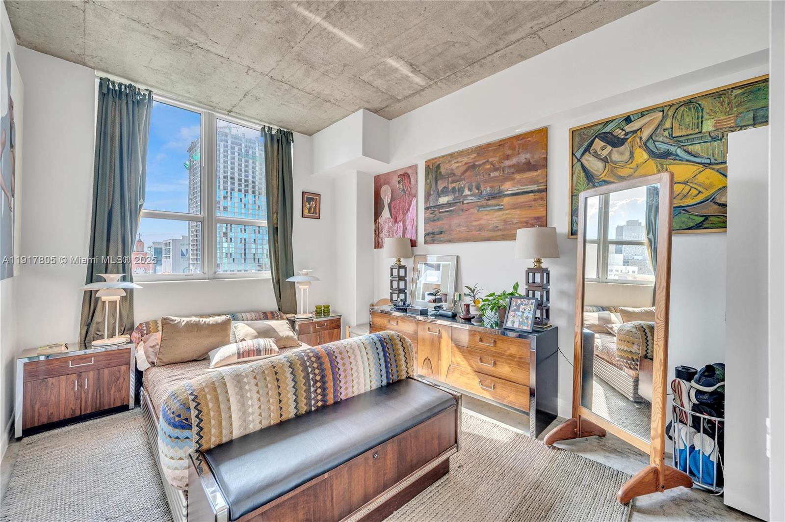133 NE 2nd Ave #919, Miami FL 33132