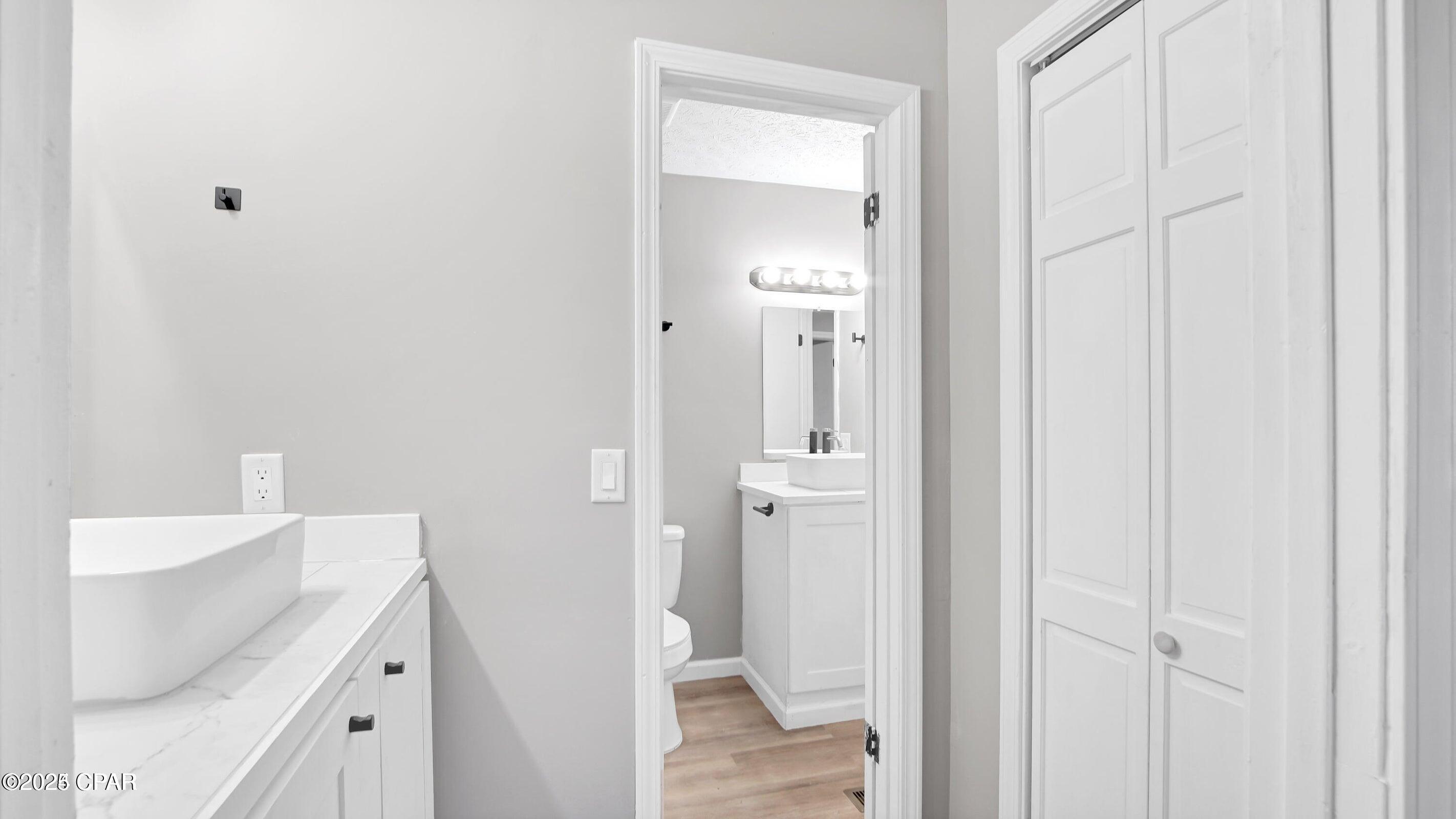 Image 10 For 1028 Spring Avenue