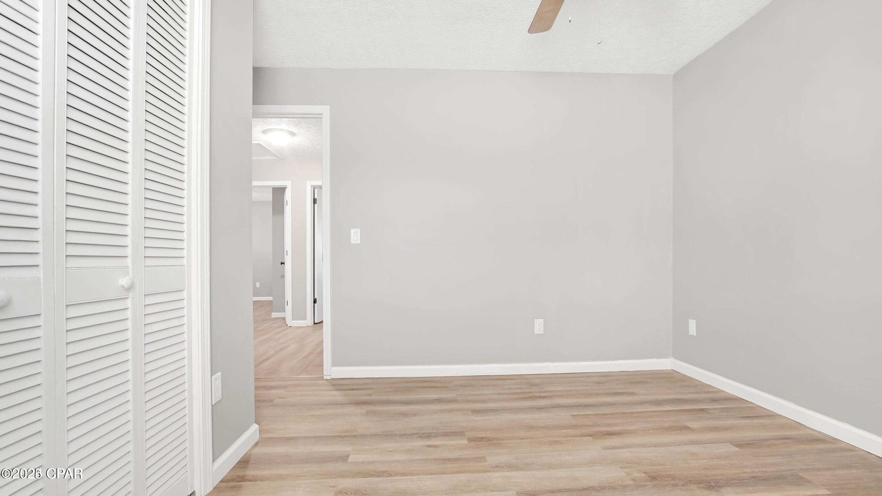 Image 5 For 1028 Spring Avenue