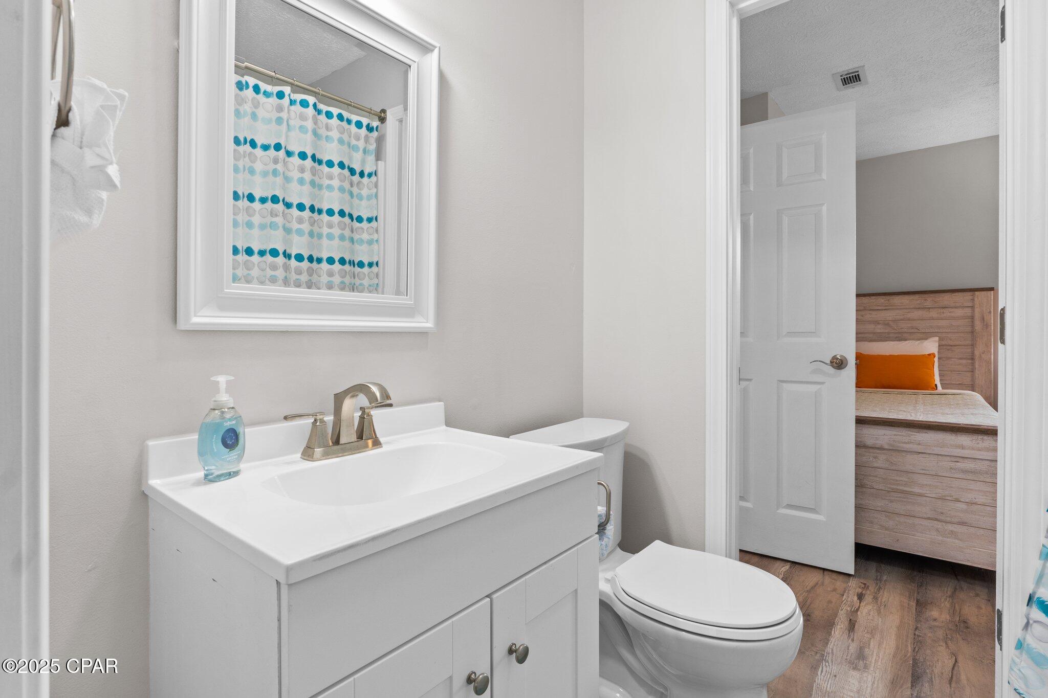 Image 28 For 6325 Elm Street