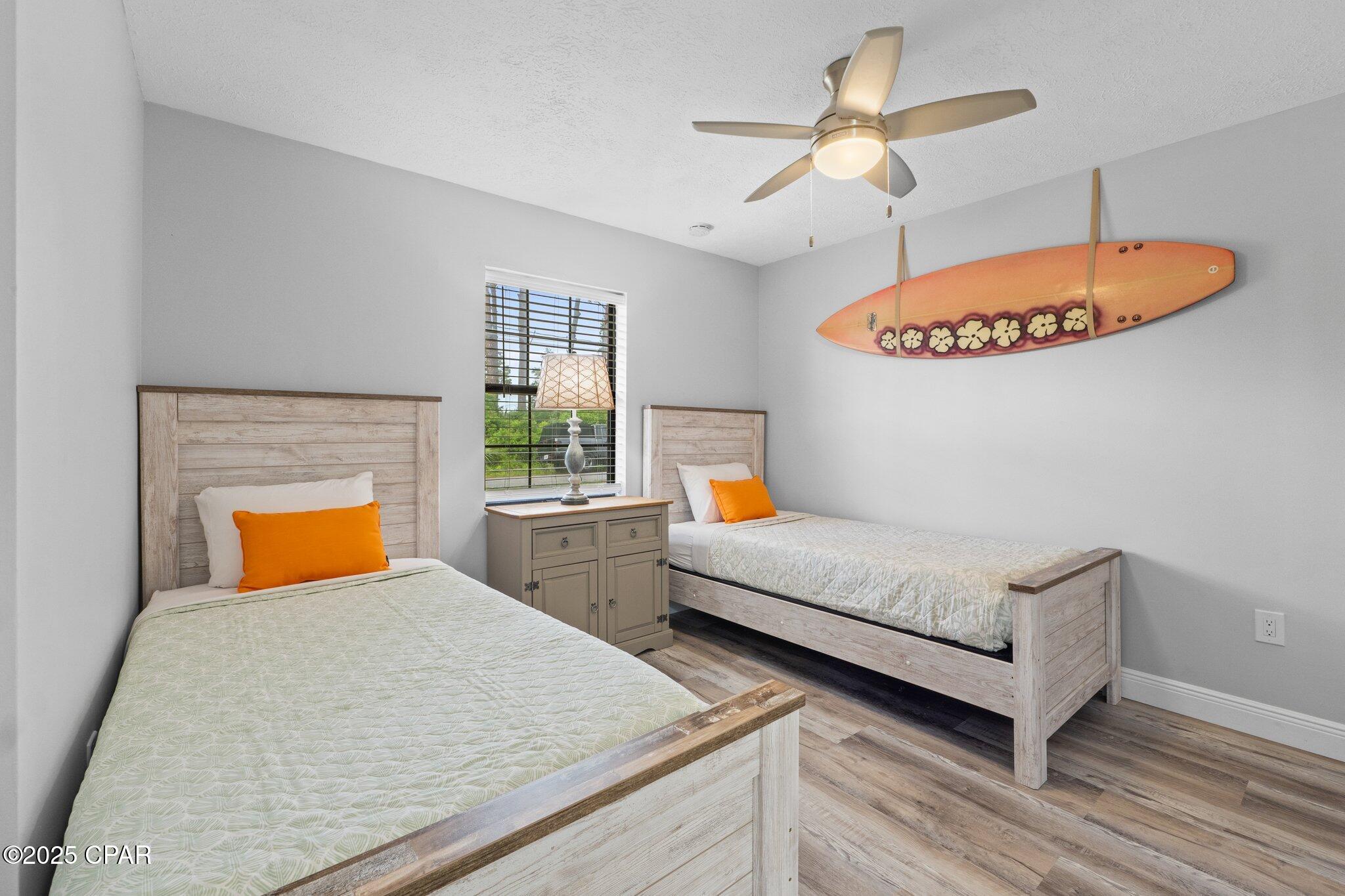 Image 29 For 6325 Elm Street