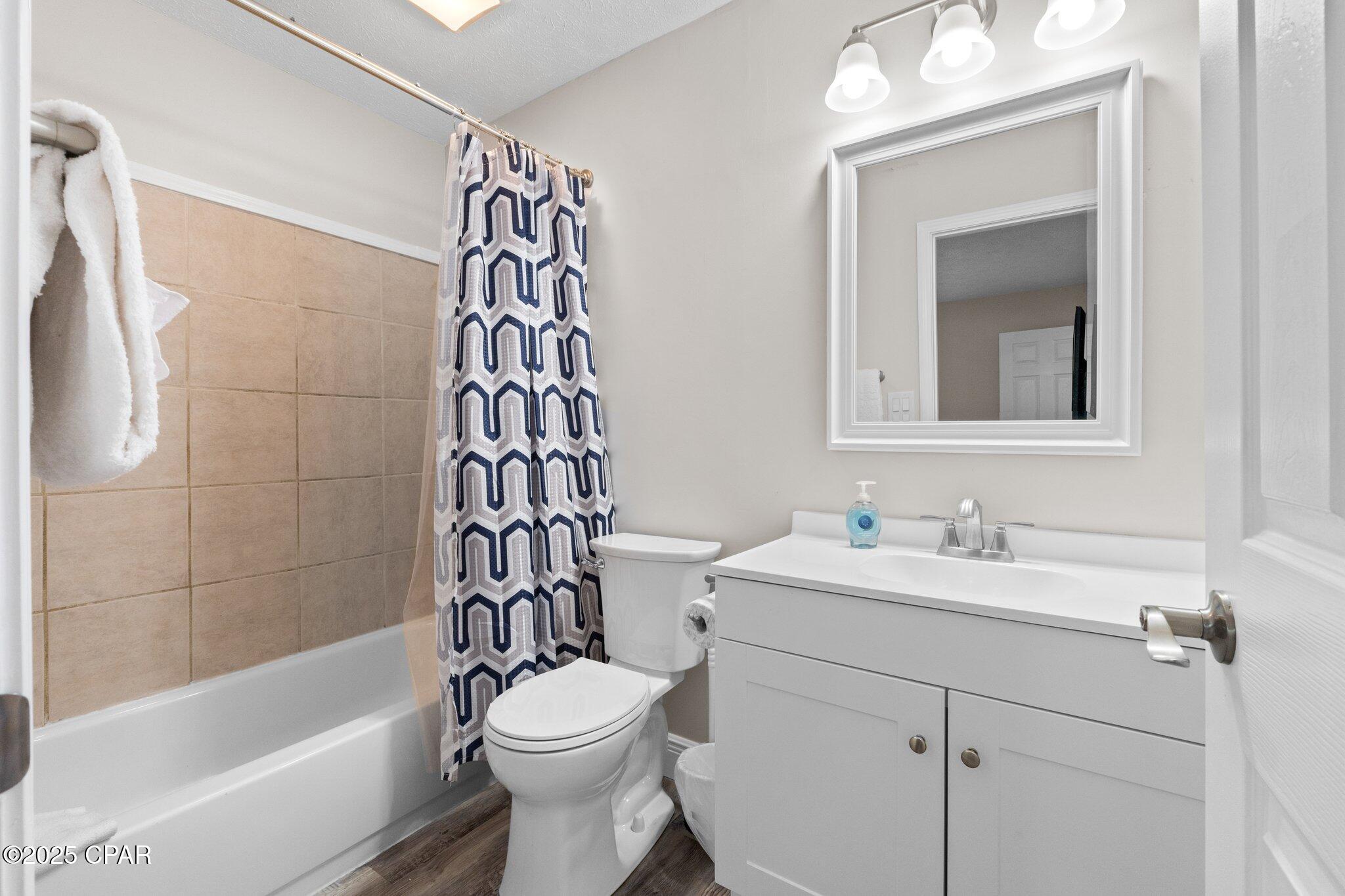 Image 37 For 6325 Elm Street