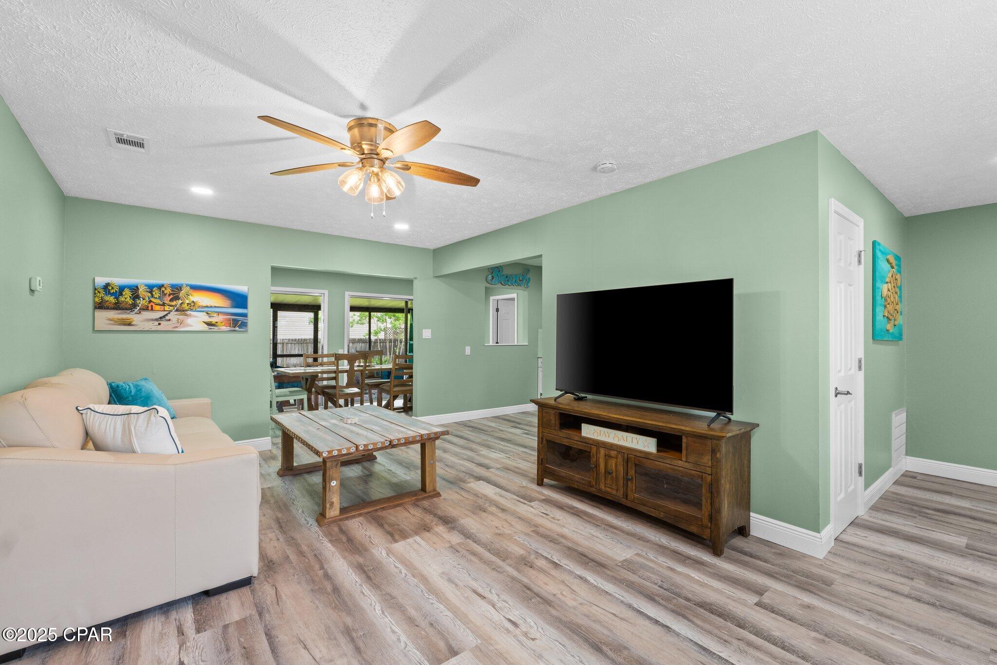 Image 5 For 6325 Elm Street