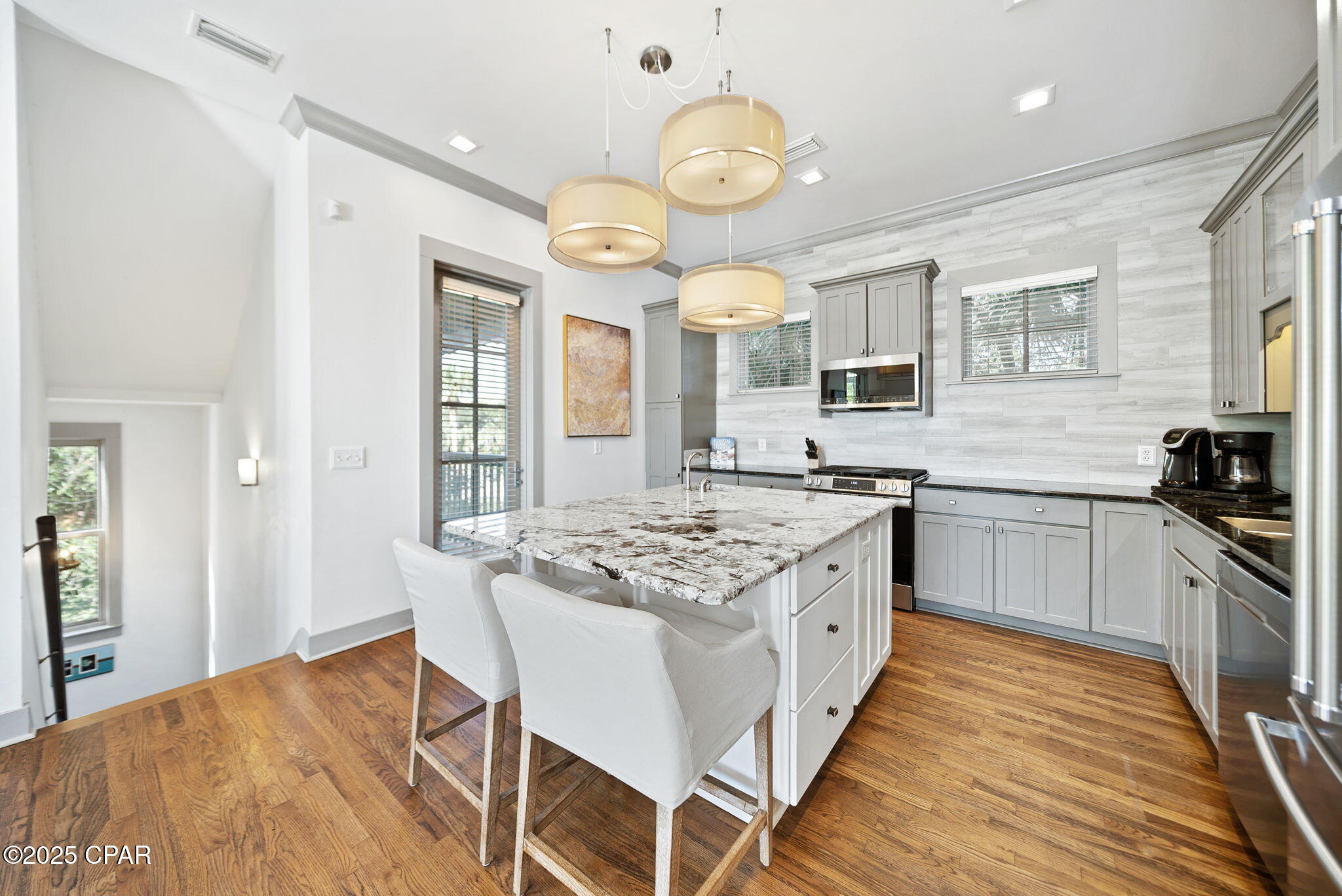 Image 37 For 10140 County Hwy 30a  2