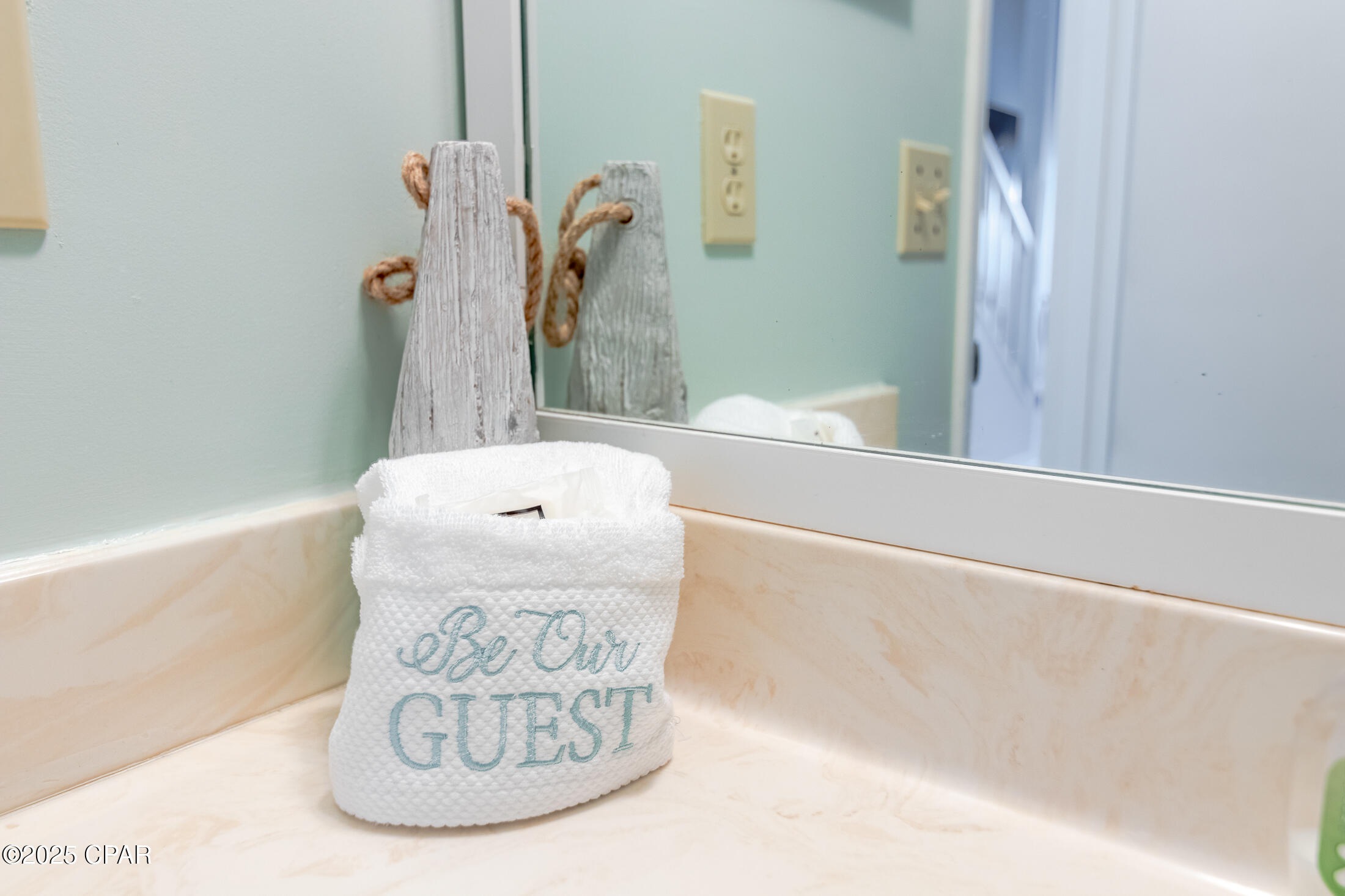 Image 21 For 17670 Front Beach Road C5