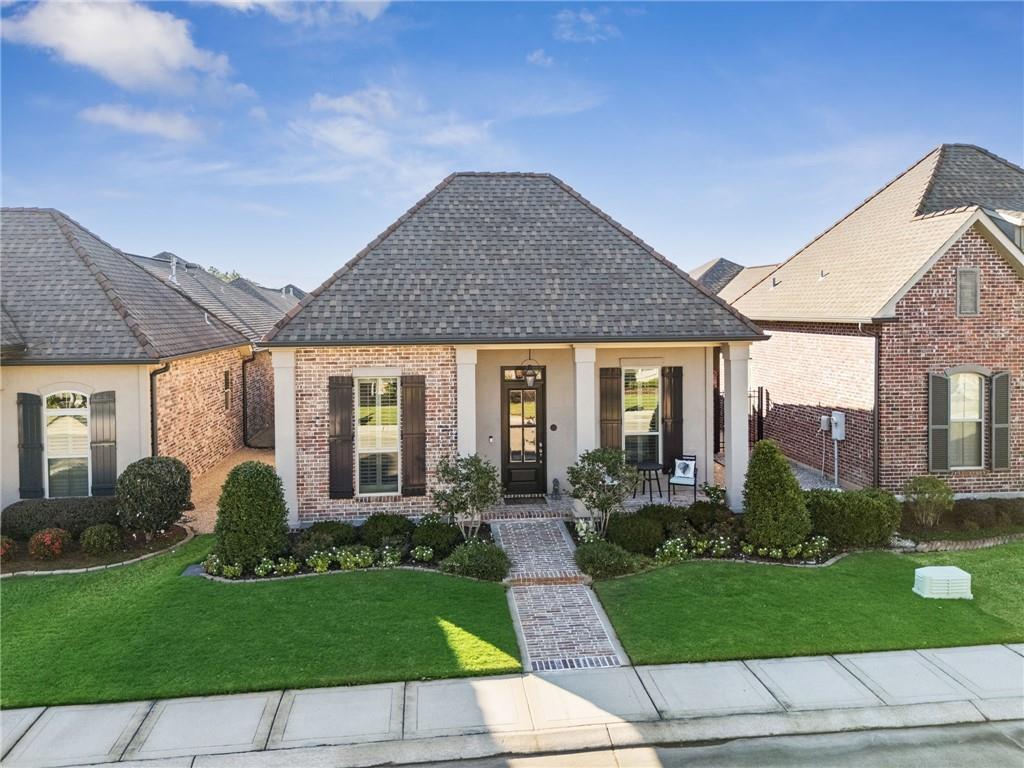 listing main picture