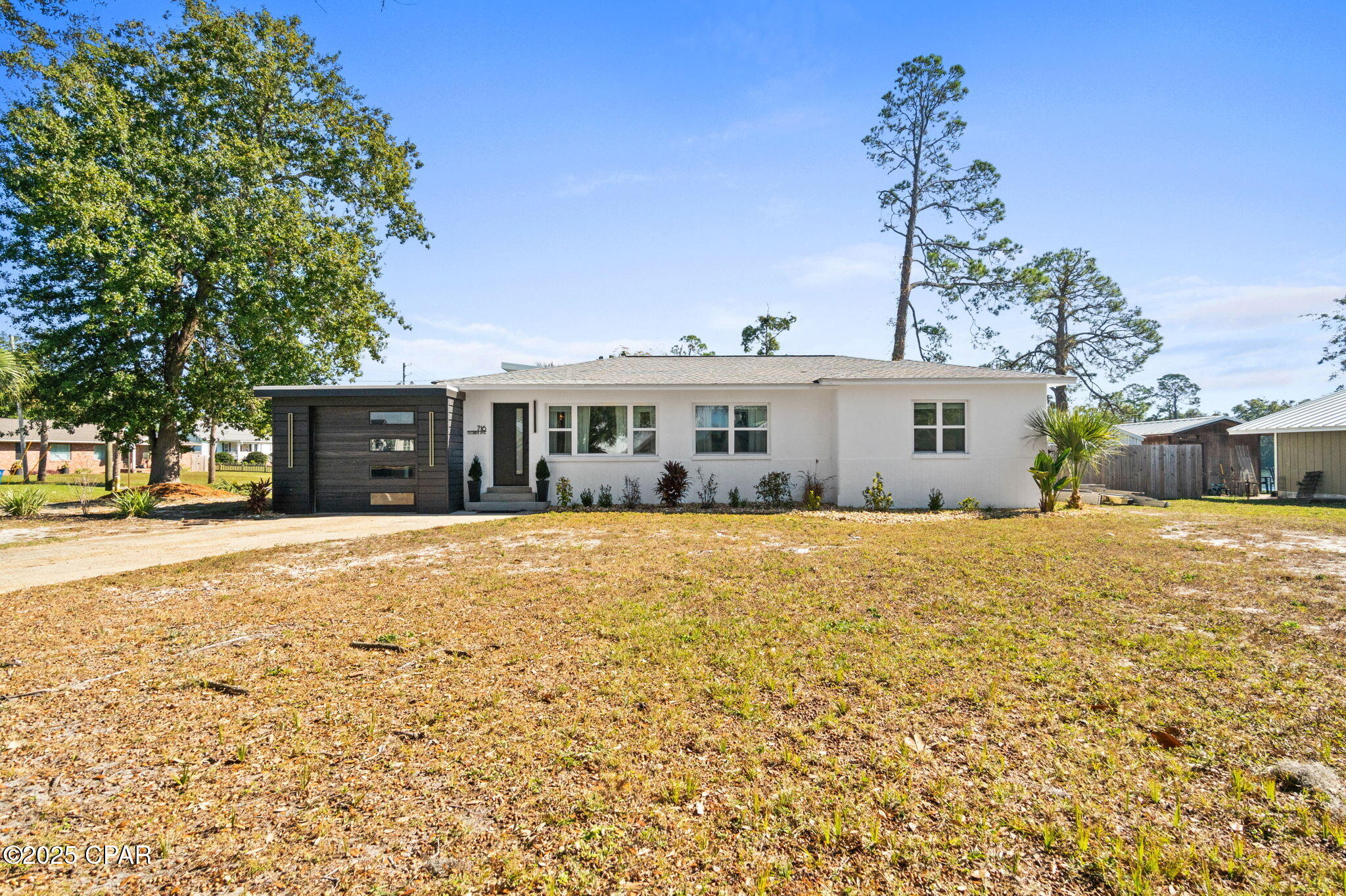 Image 2 For 716 Florida Avenue